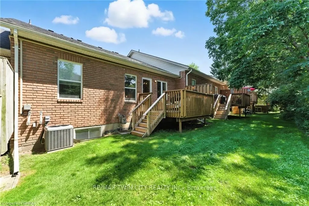 24 Hardy Road, #18