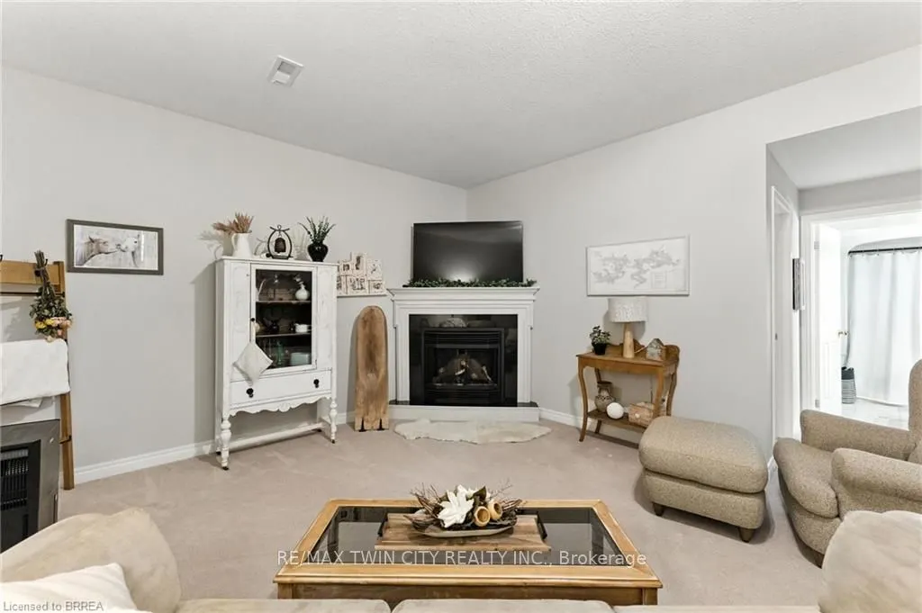 24 Hardy Road, #18