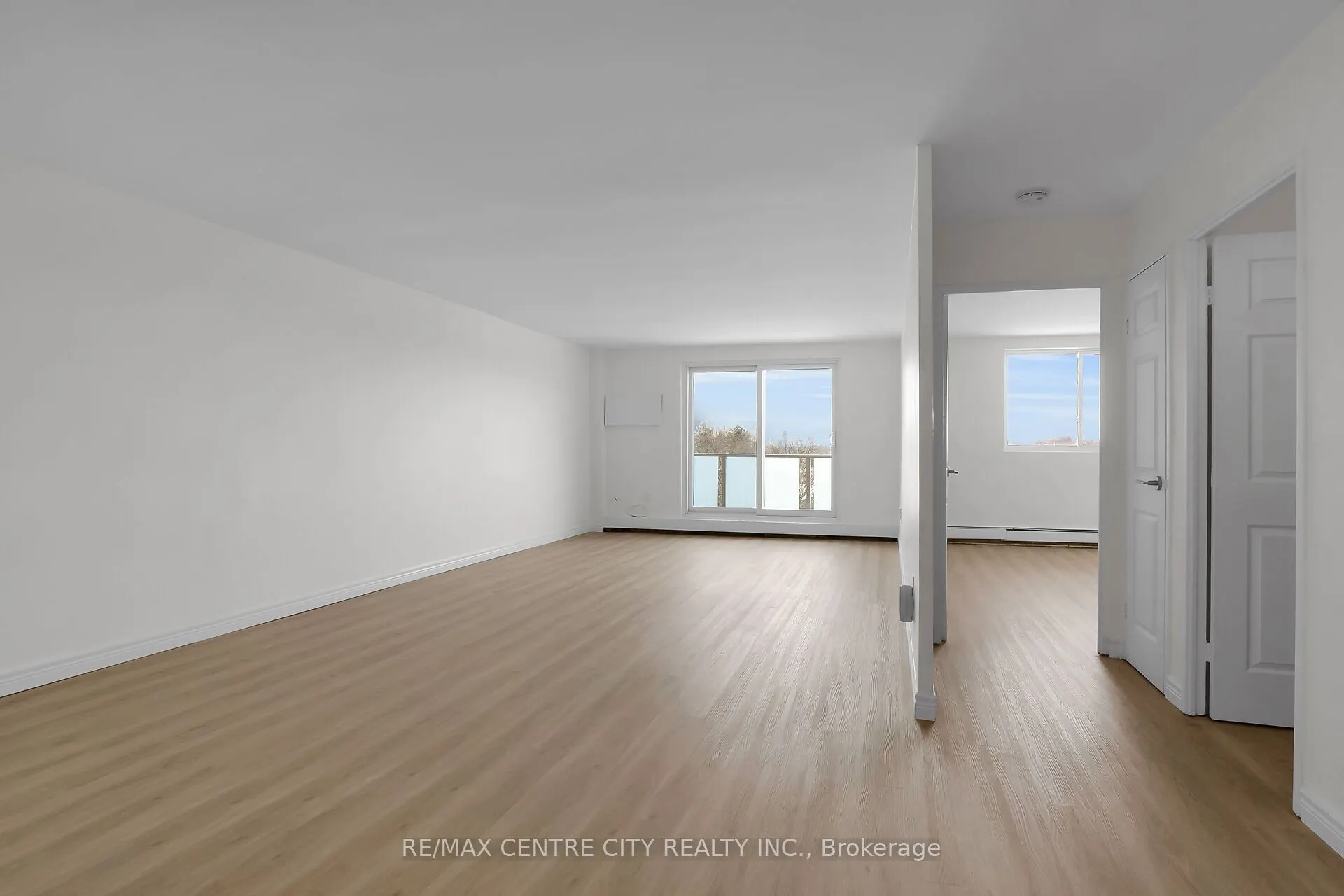 573 Mornington Avenue, #512