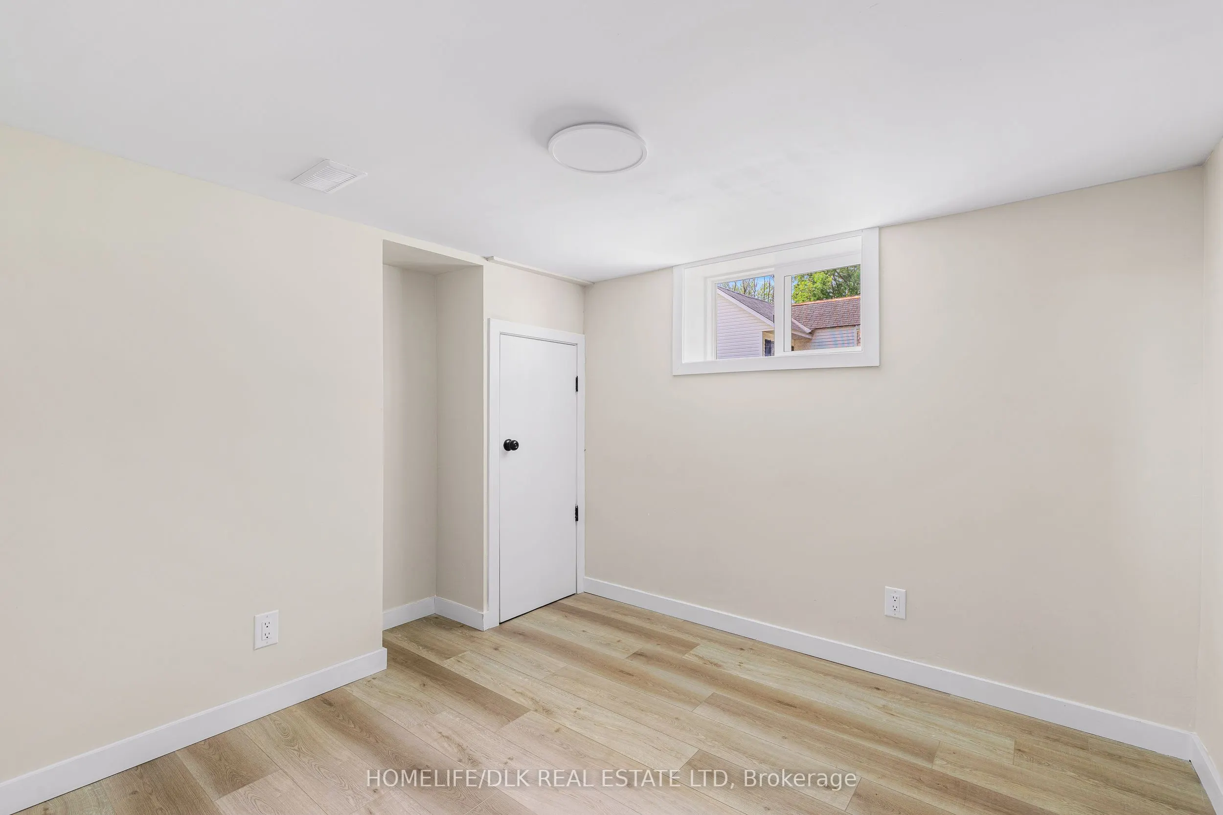 23 Davis Drive