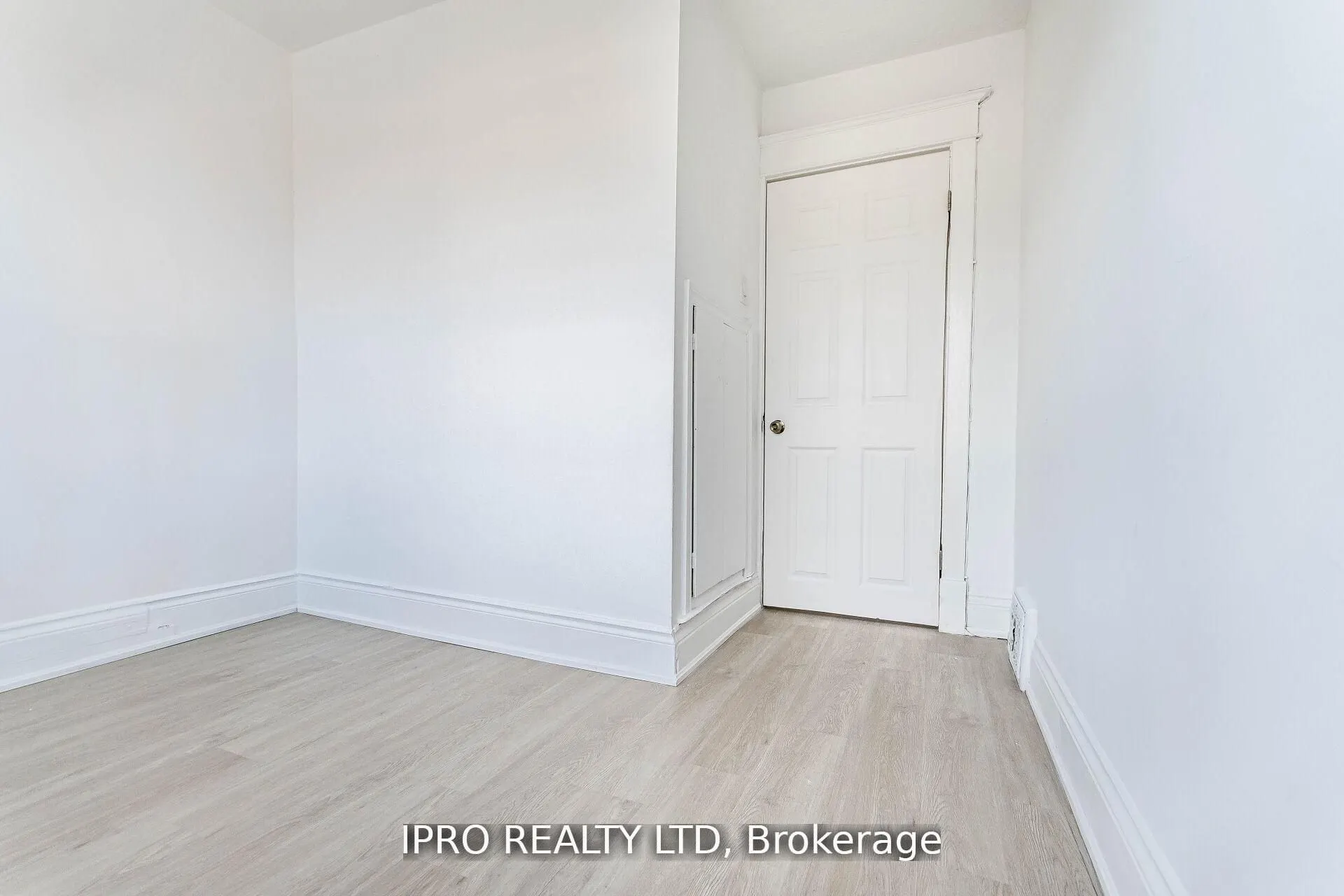 35 Chestnut Avenue