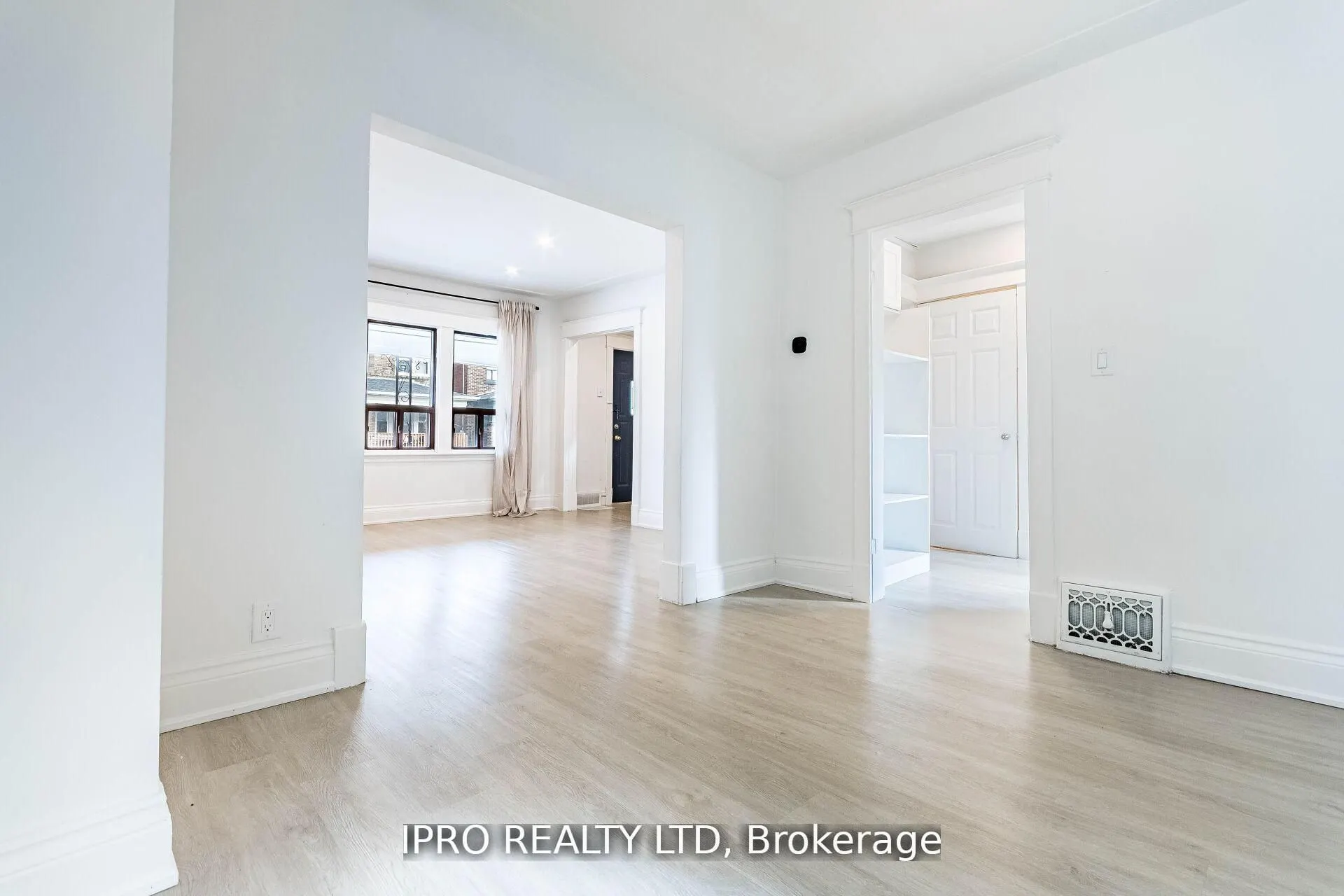35 Chestnut Avenue