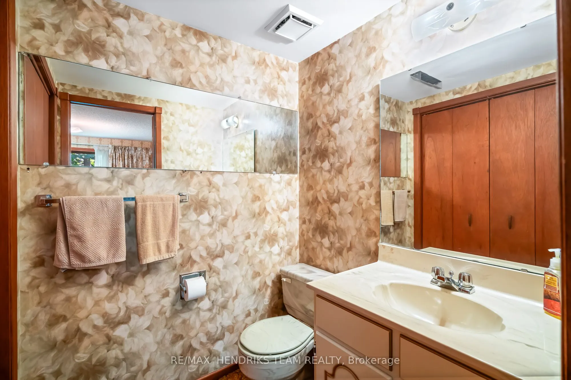 5124 Greenlane Road