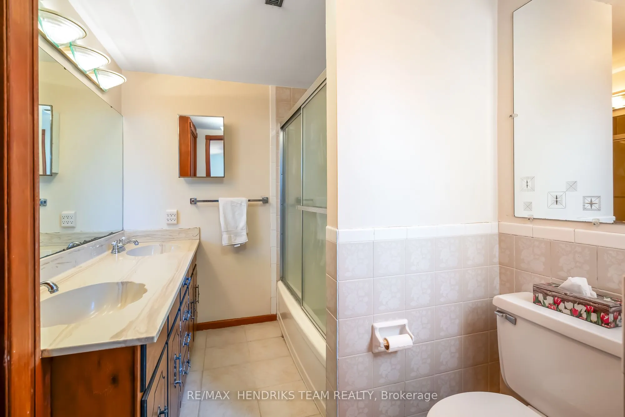 5124 Greenlane Road