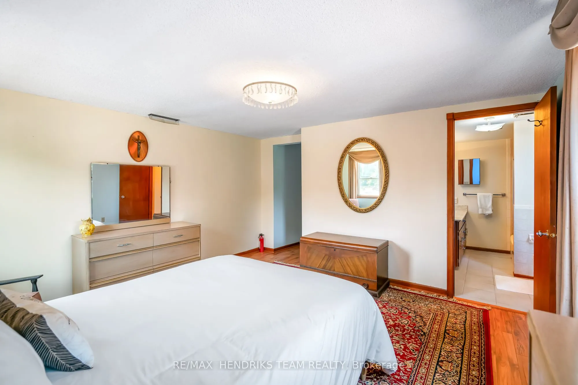 5124 Greenlane Road