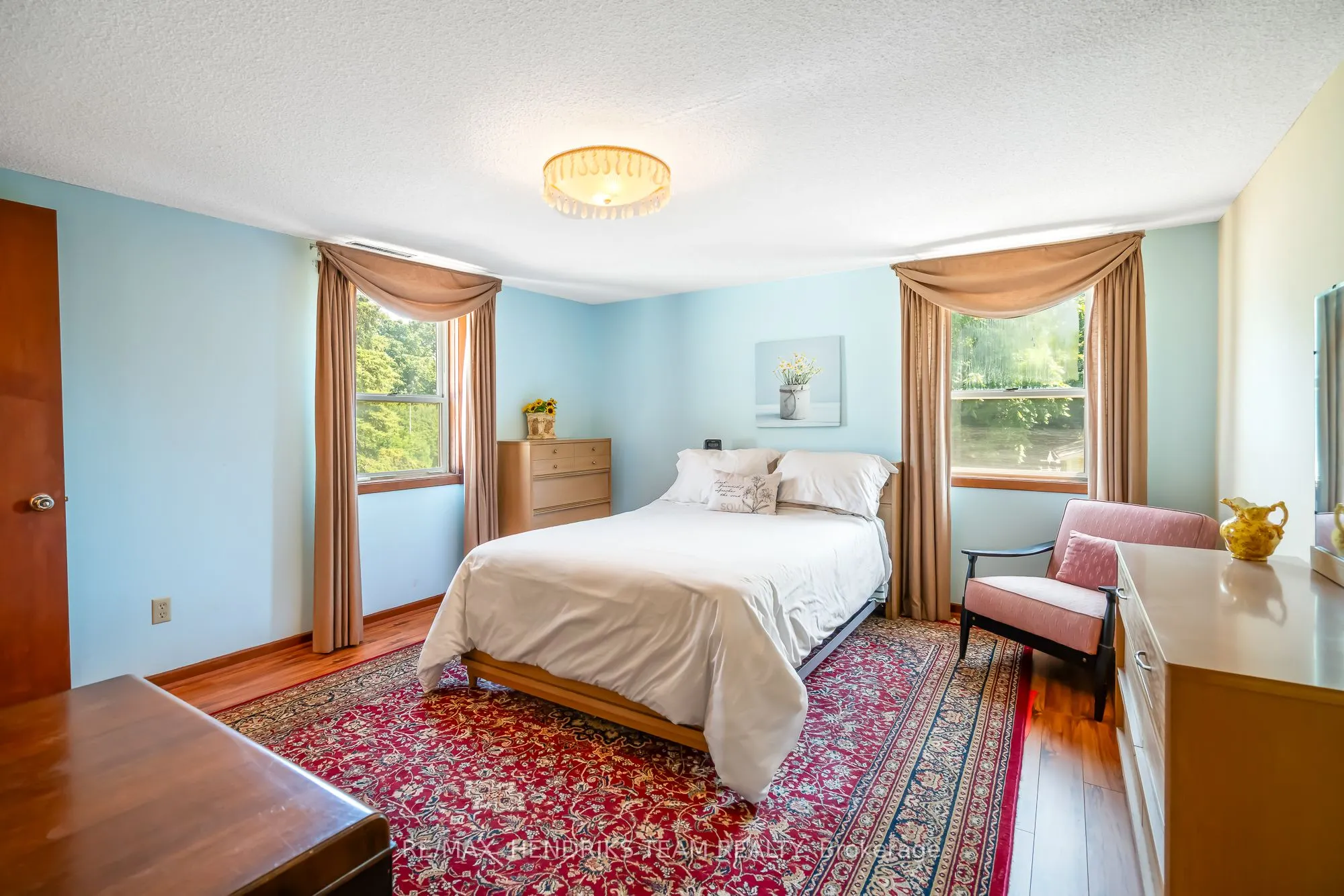 5124 Greenlane Road