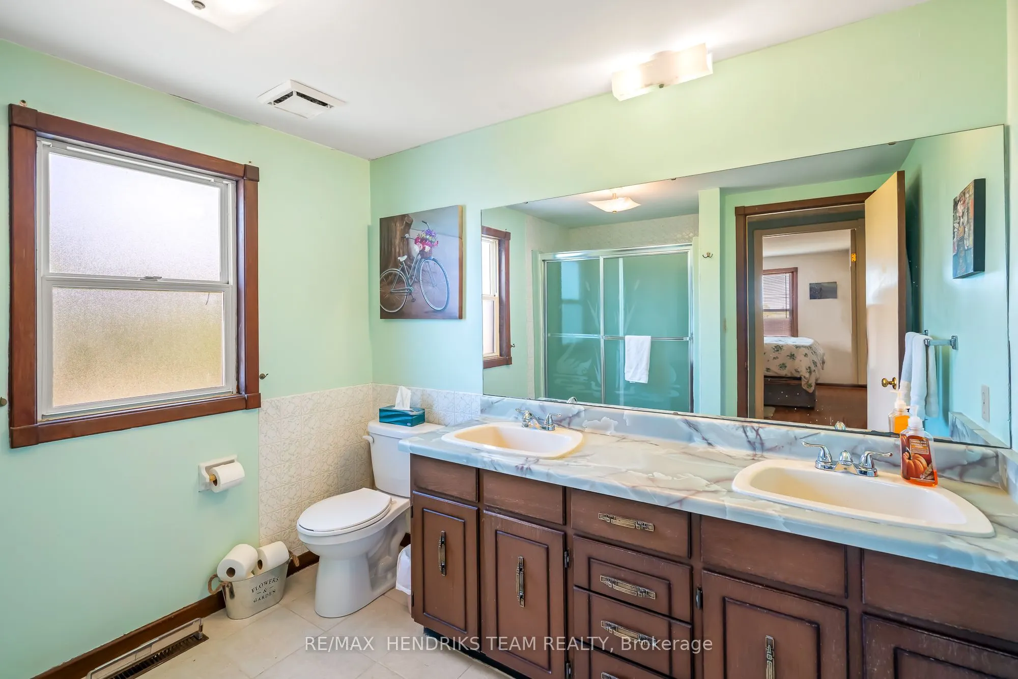 5124 Greenlane Road