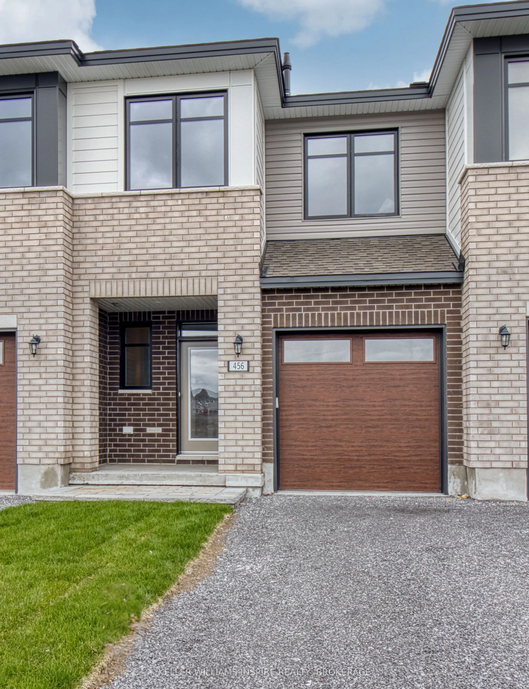 456 Buckthorn Drive