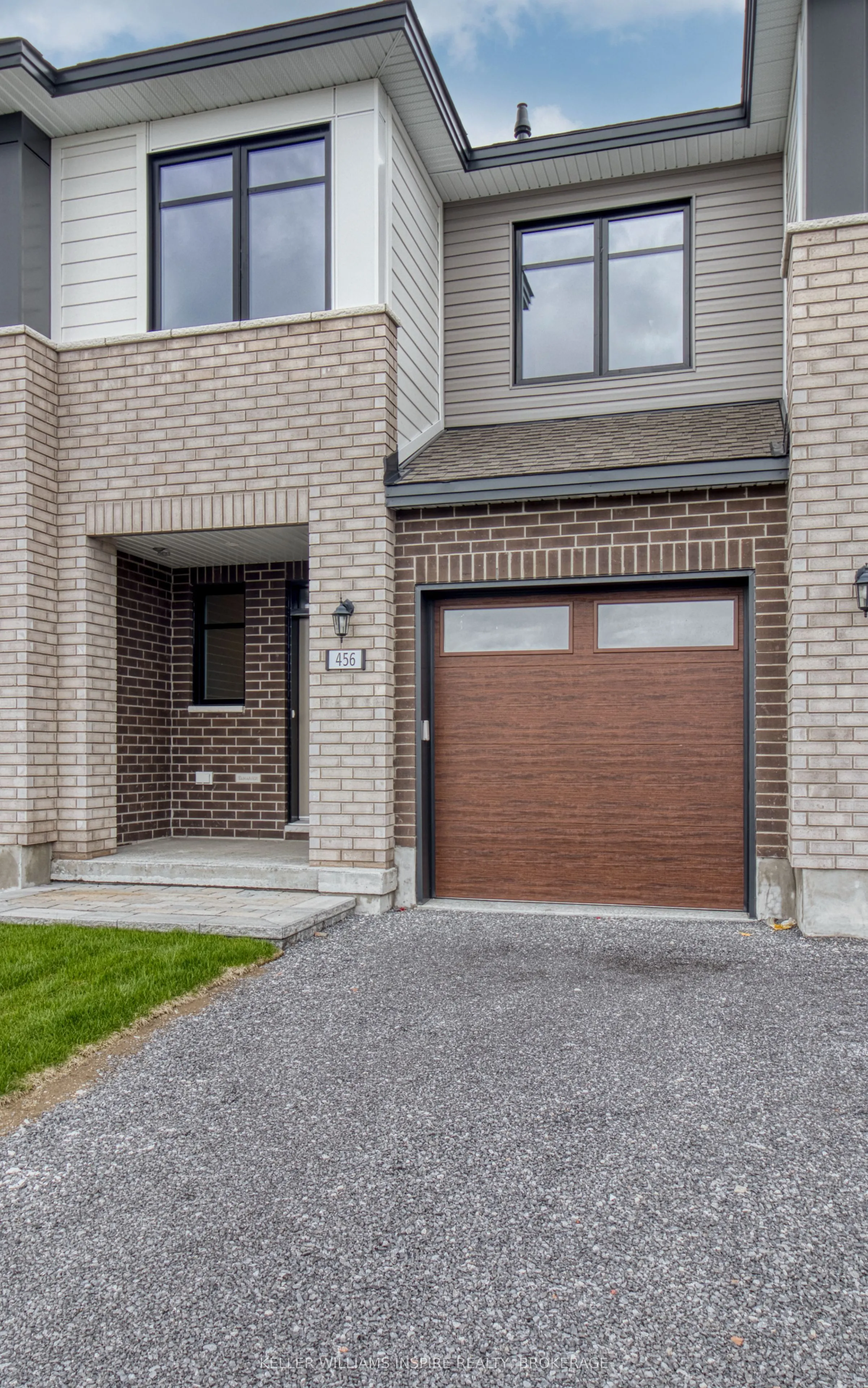 456 Buckthorn Drive