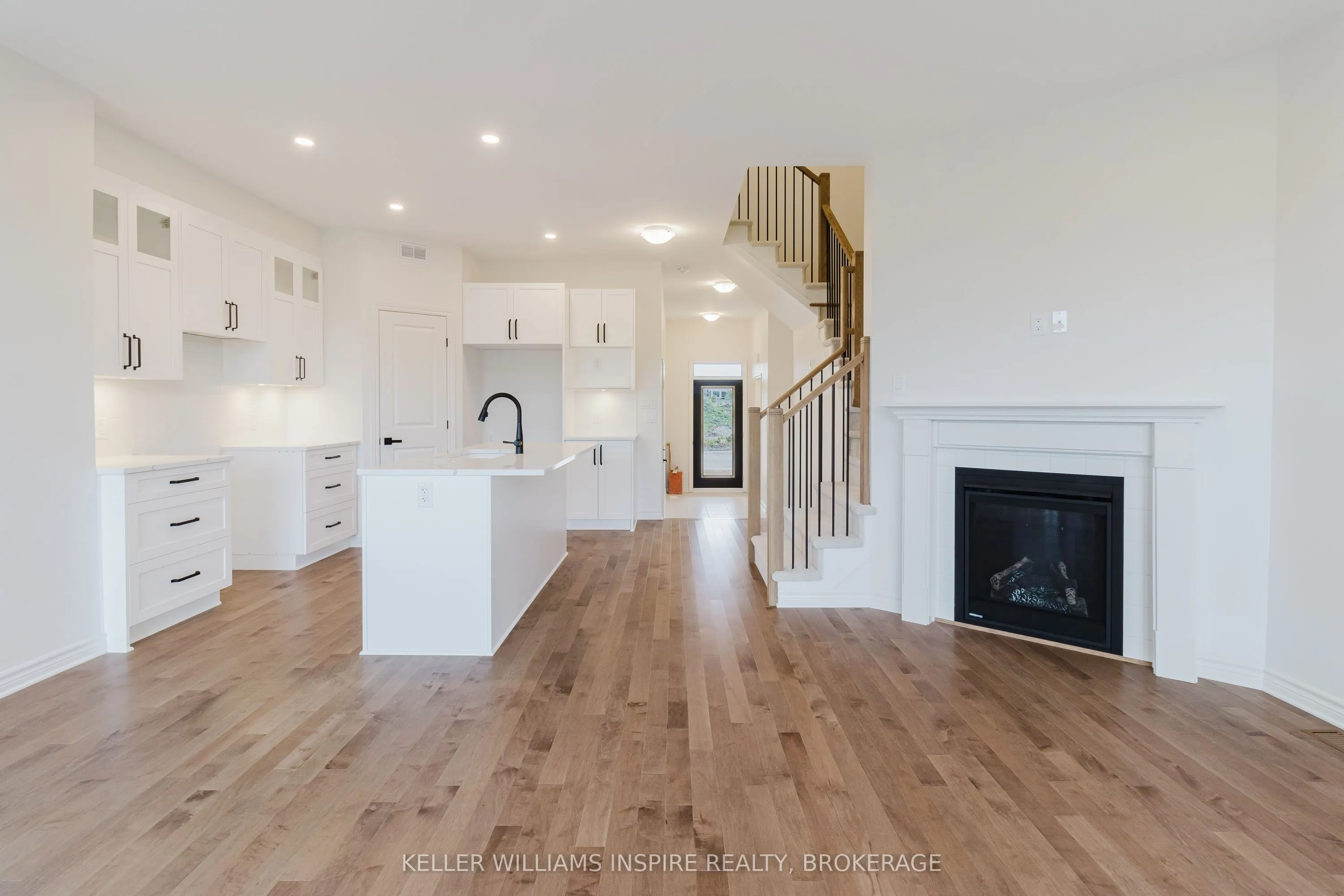 444 Buckthorn Drive
