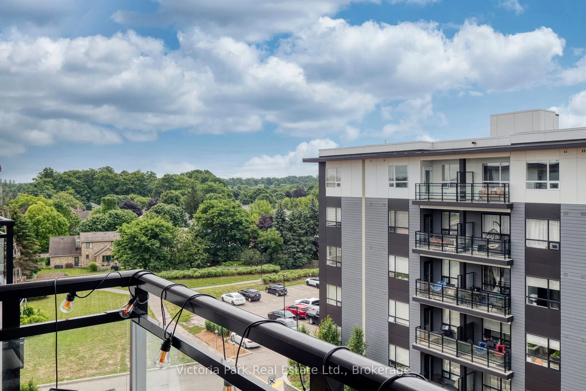 251 Northfield Drive E, #610