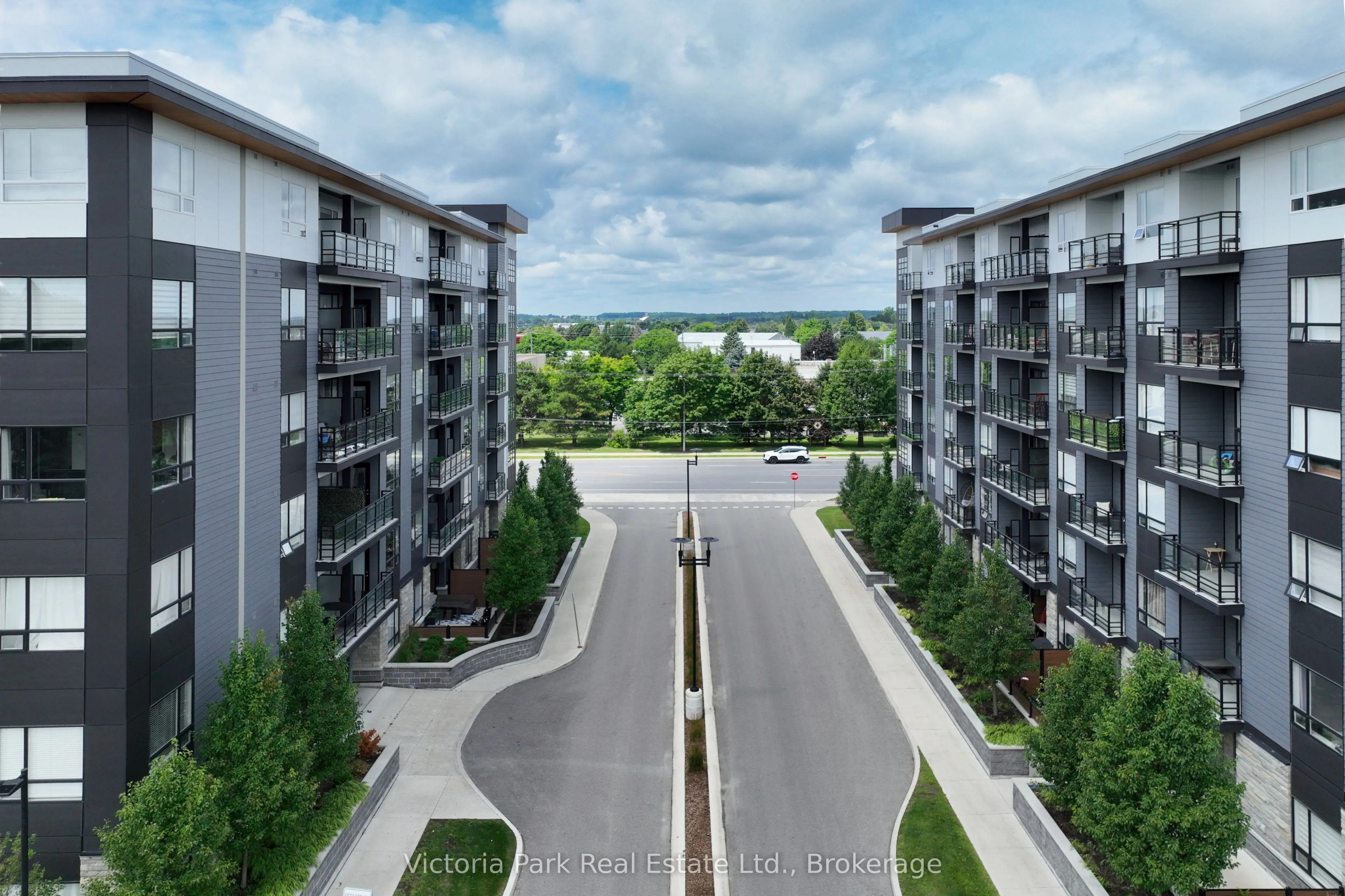 251 Northfield Drive E, #610