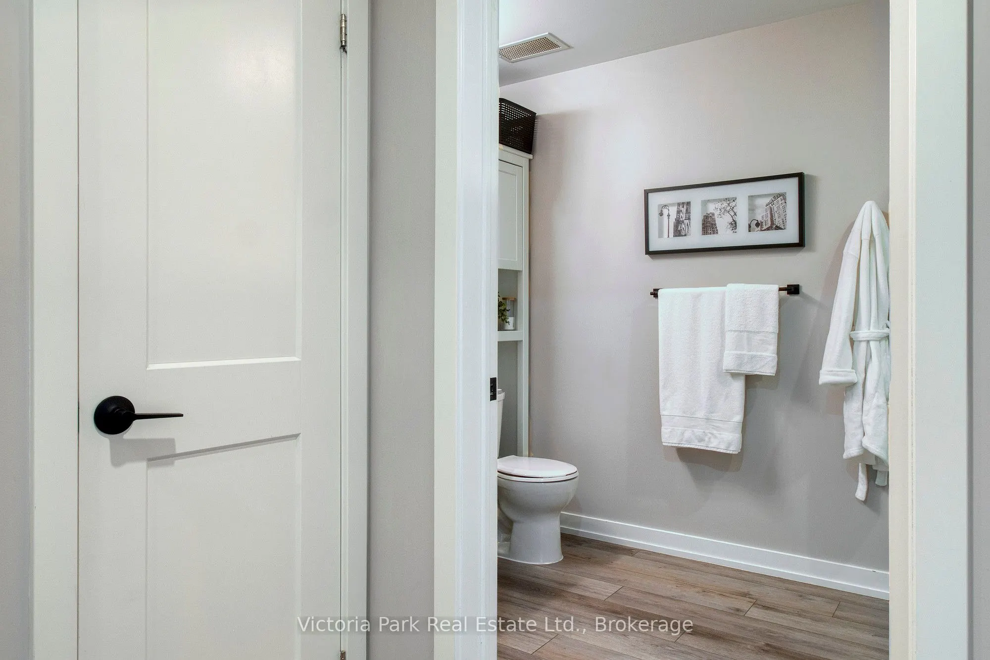 251 Northfield Drive E, #610
