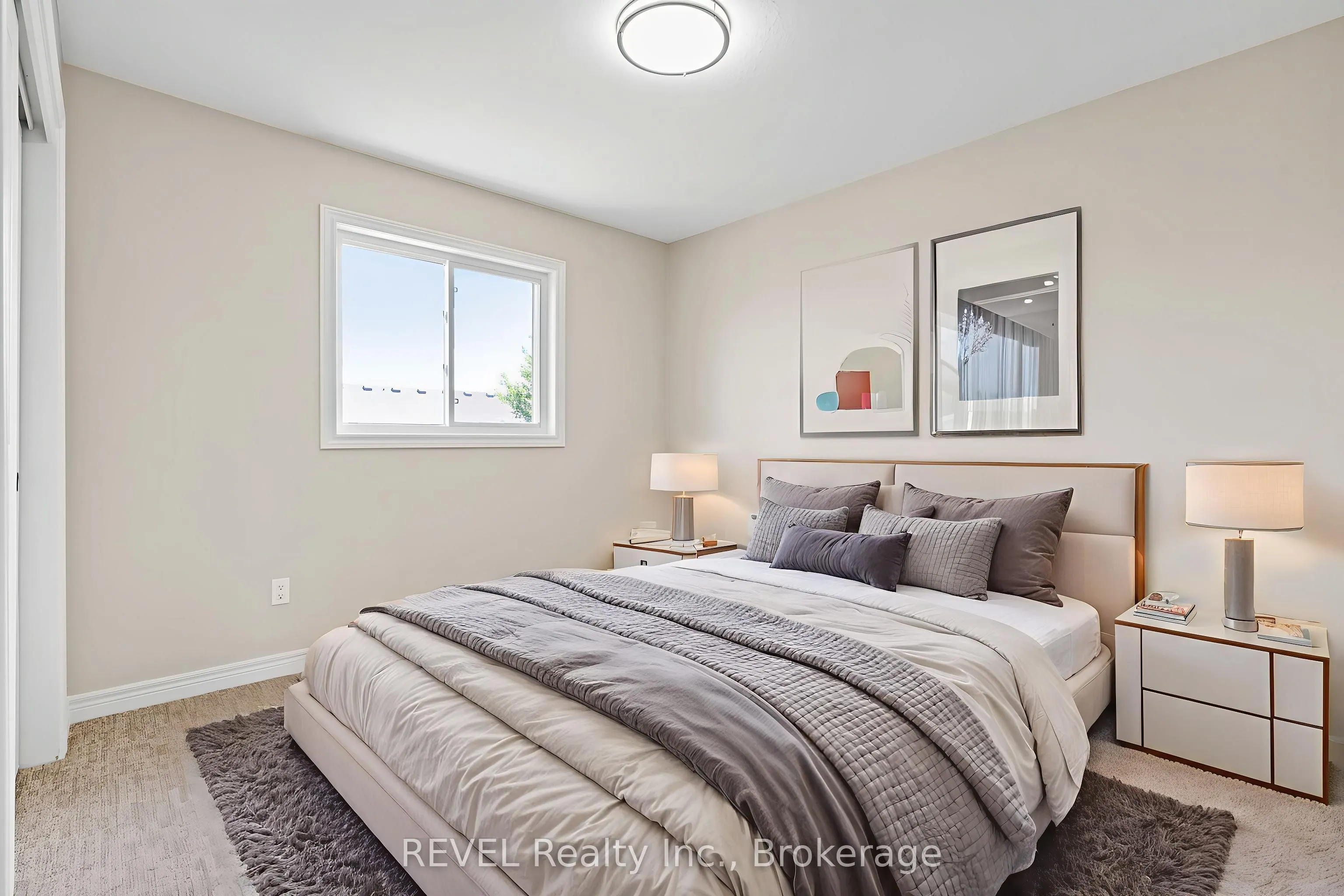 124 Roselawn Crescent