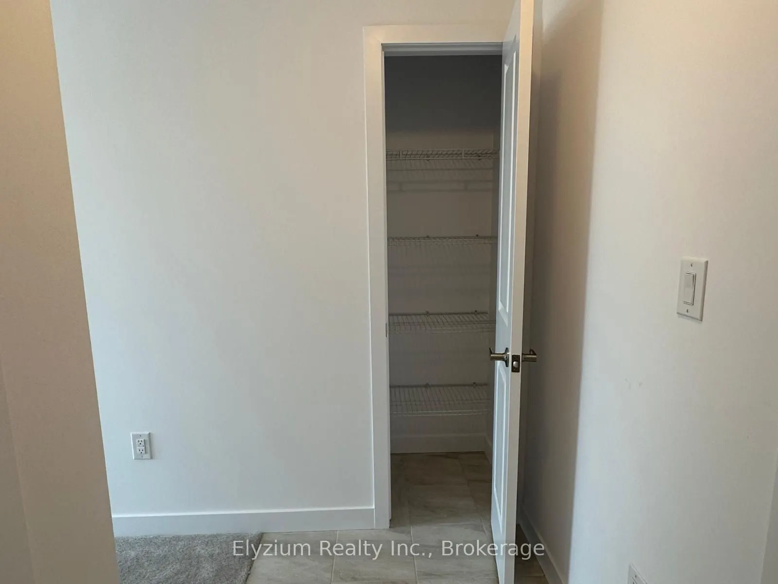 460 Dundas Street E, #330