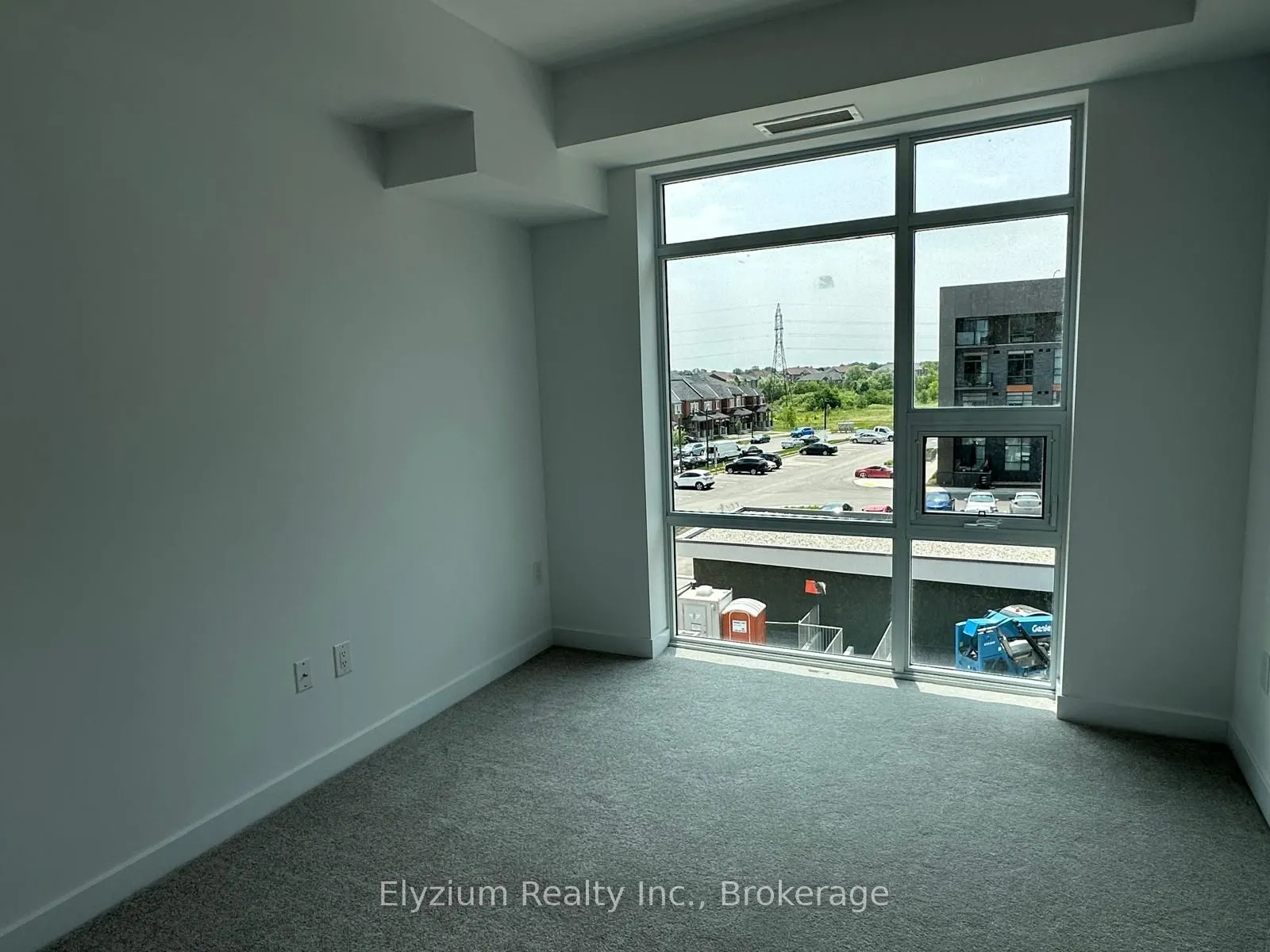 460 Dundas Street E, #330