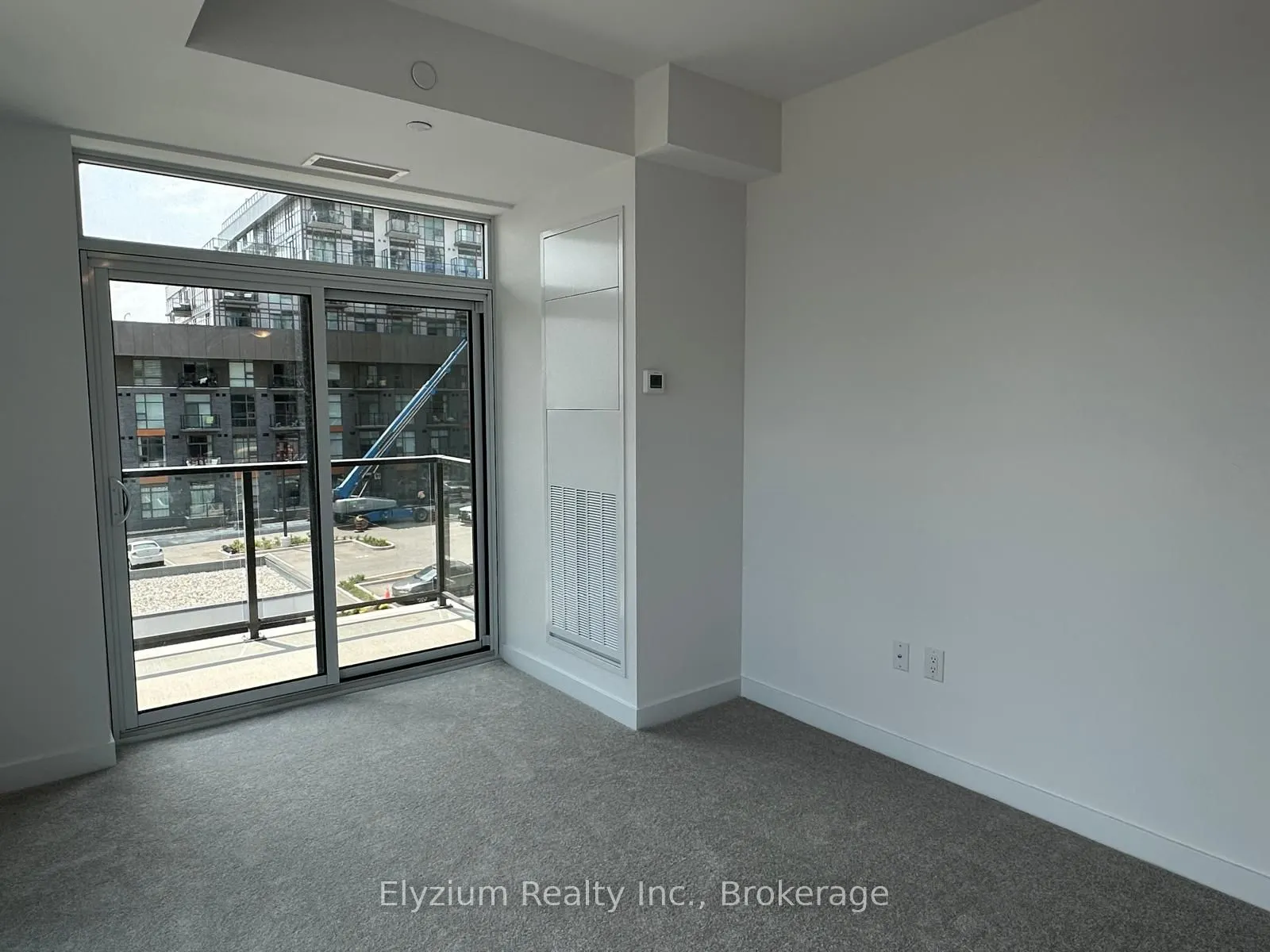460 Dundas Street E, #330