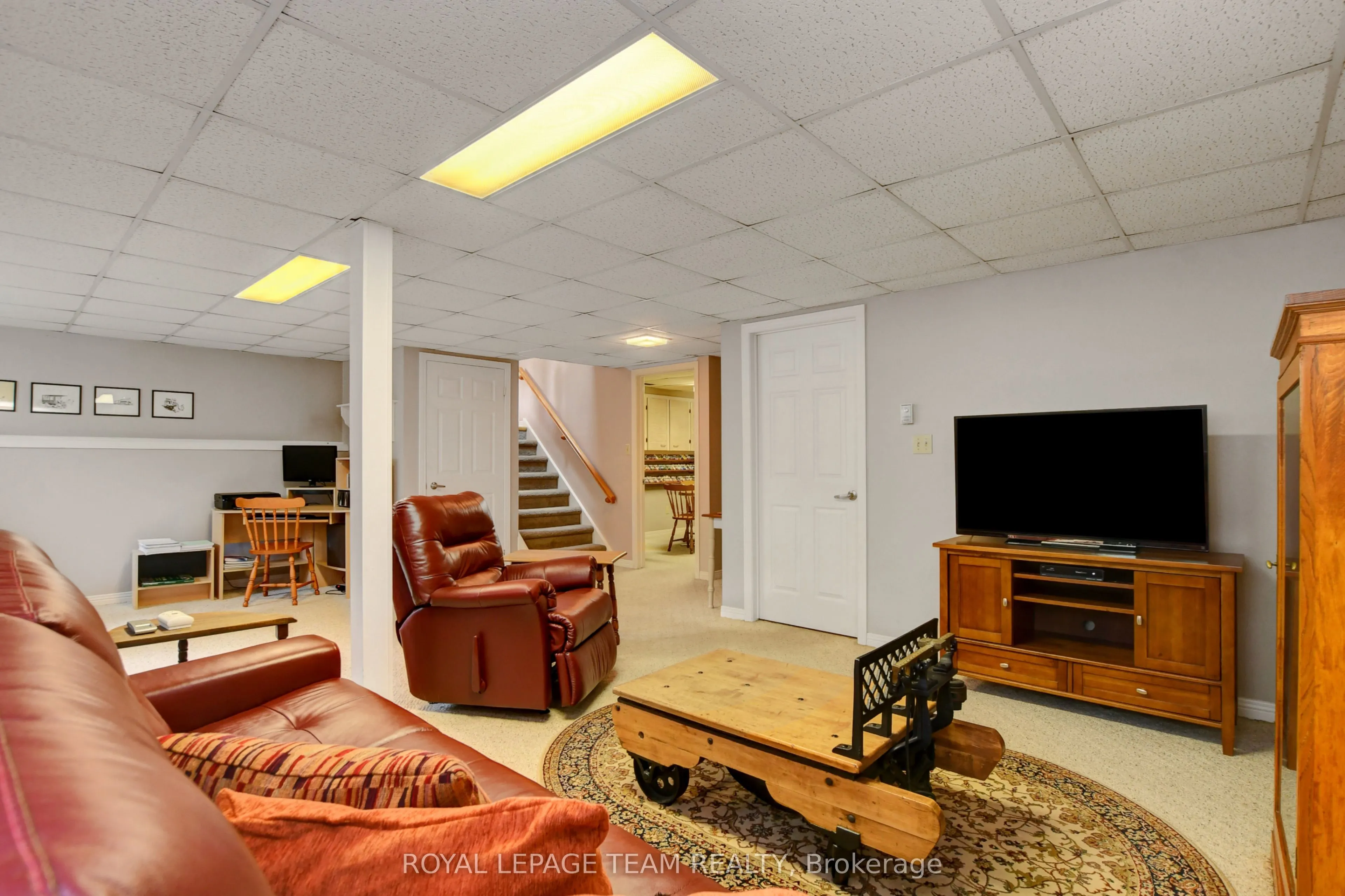 1043 County rd 44 Road E
