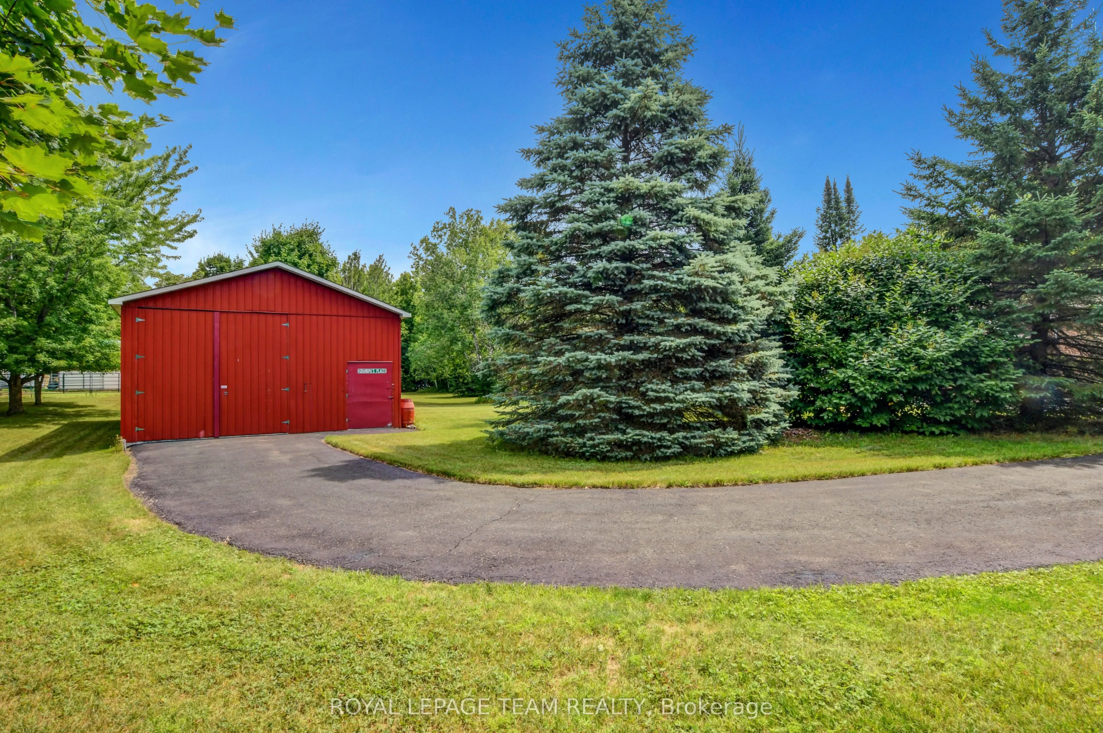 1043 County rd 44 Road E