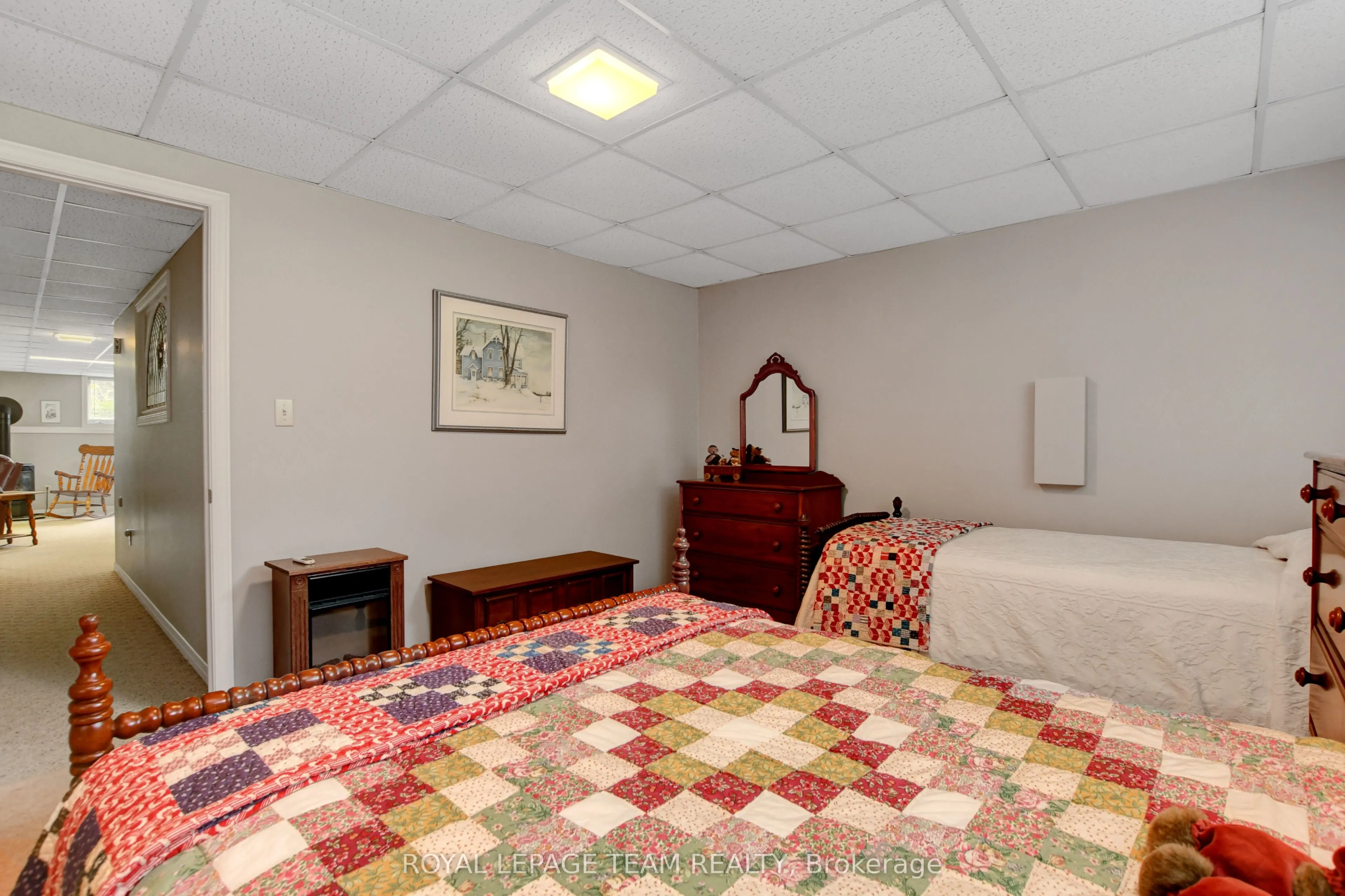 1043 County rd 44 Road E