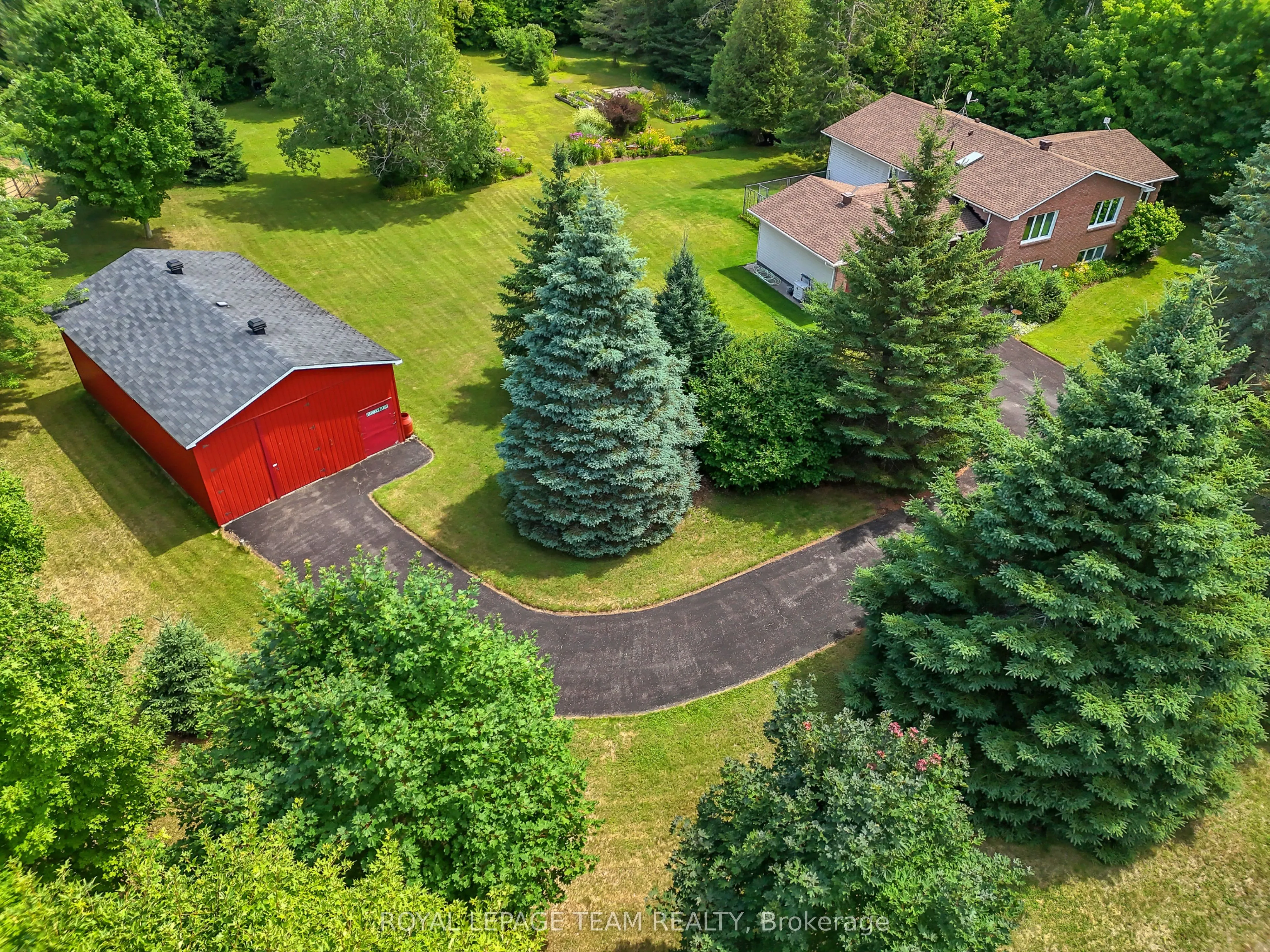 1043 County rd 44 Road E