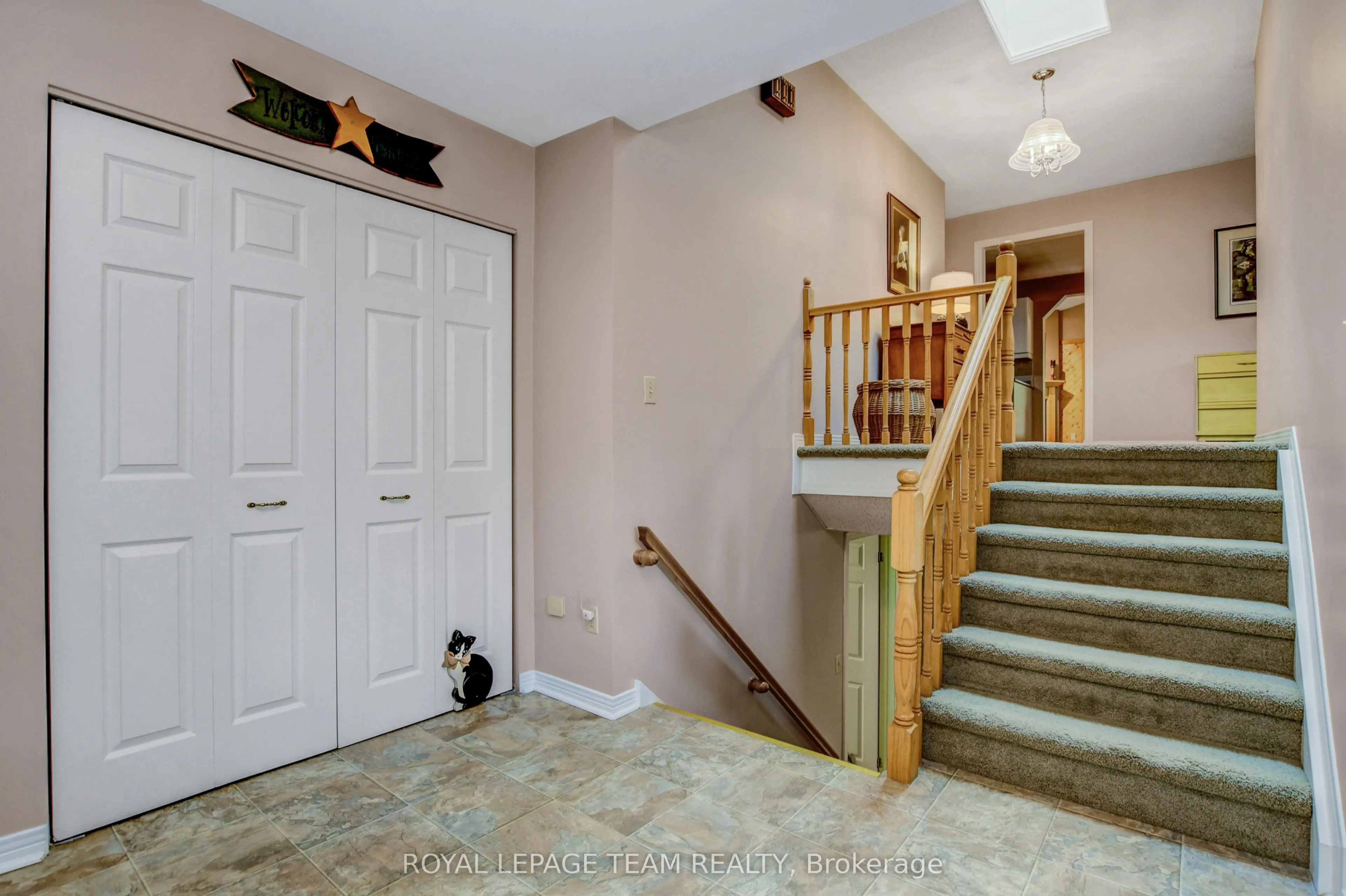 1043 County rd 44 Road E