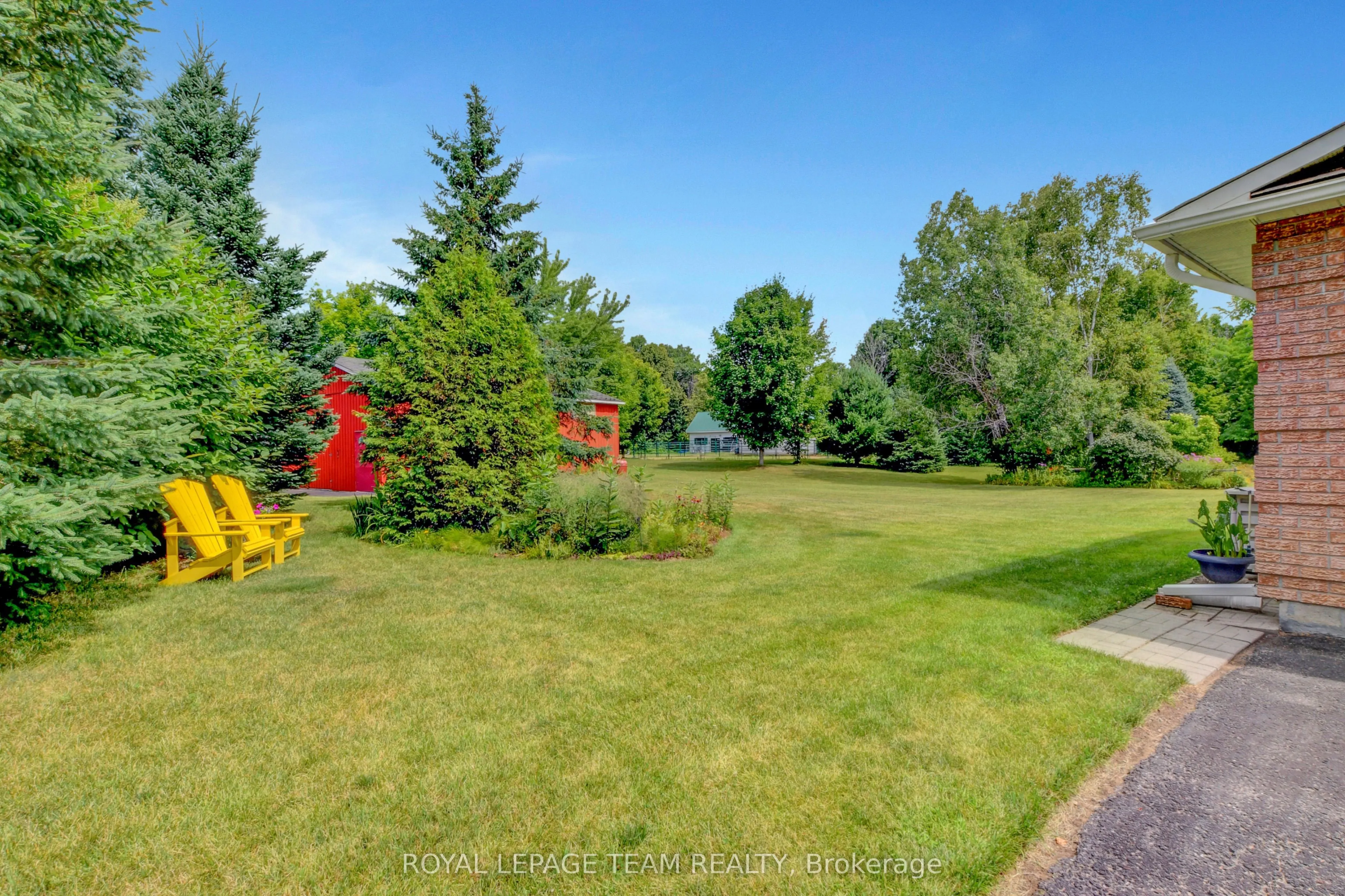 1043 County rd 44 Road E