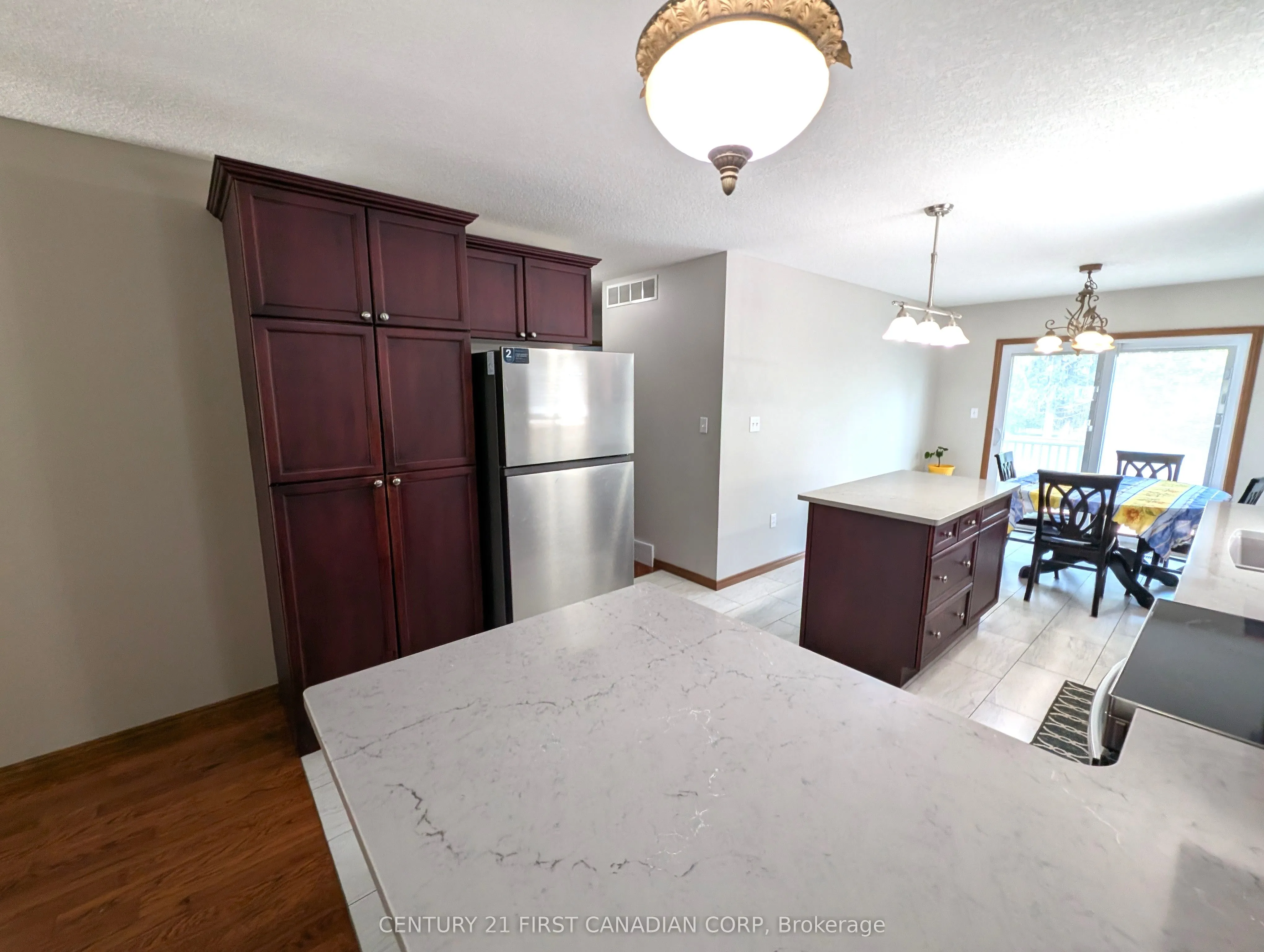 55 Queensway Drive