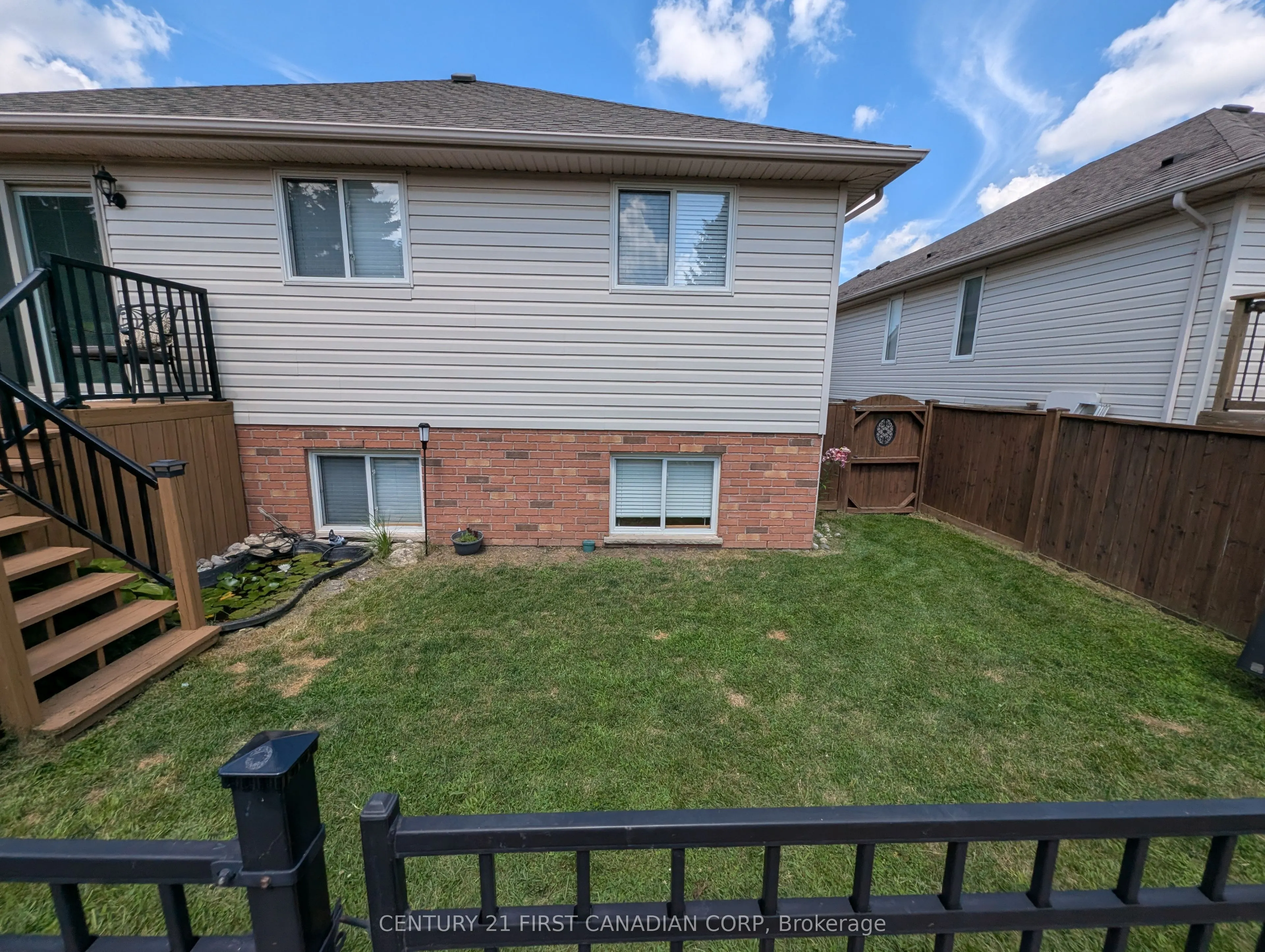 55 Queensway Drive
