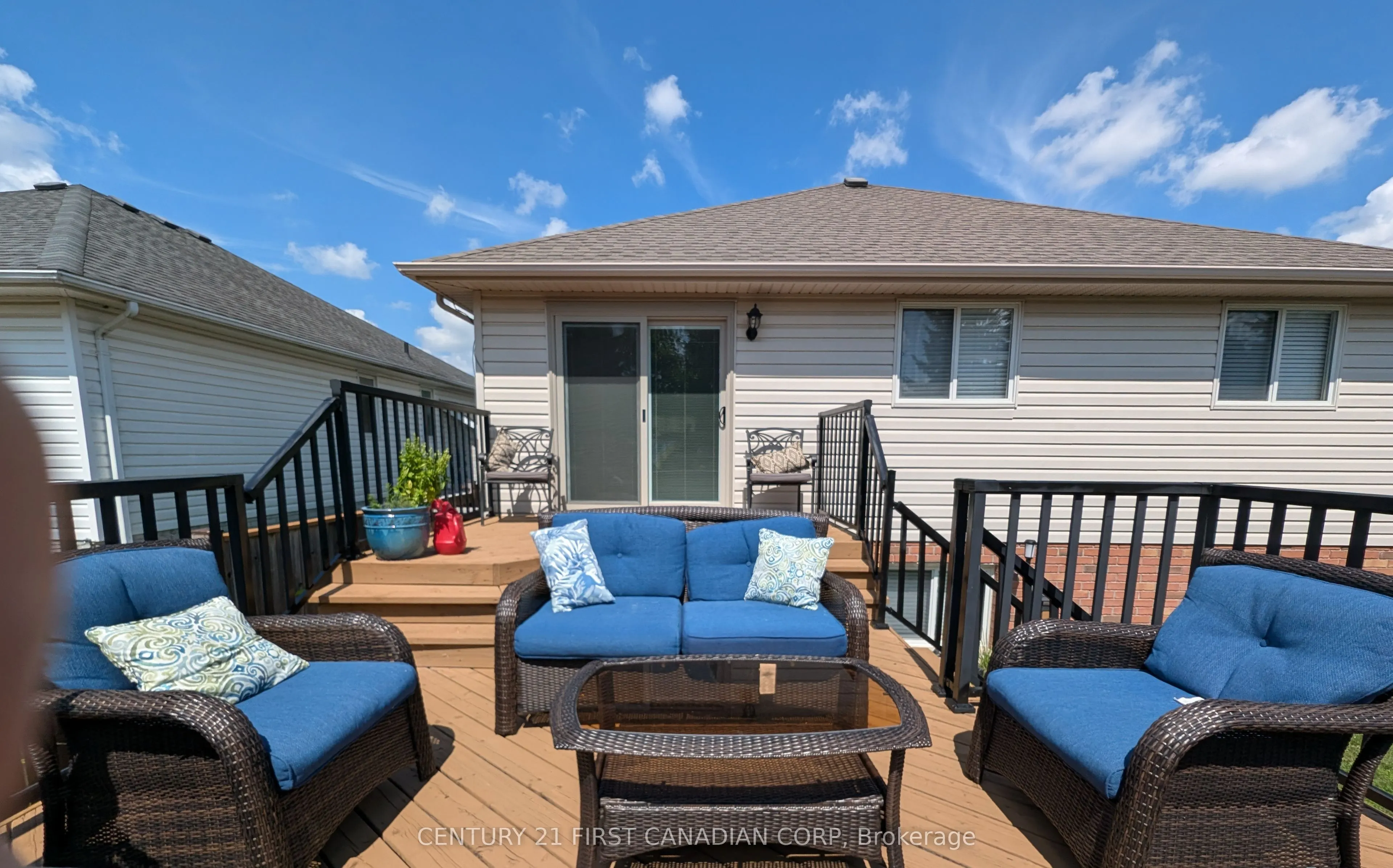 55 Queensway Drive