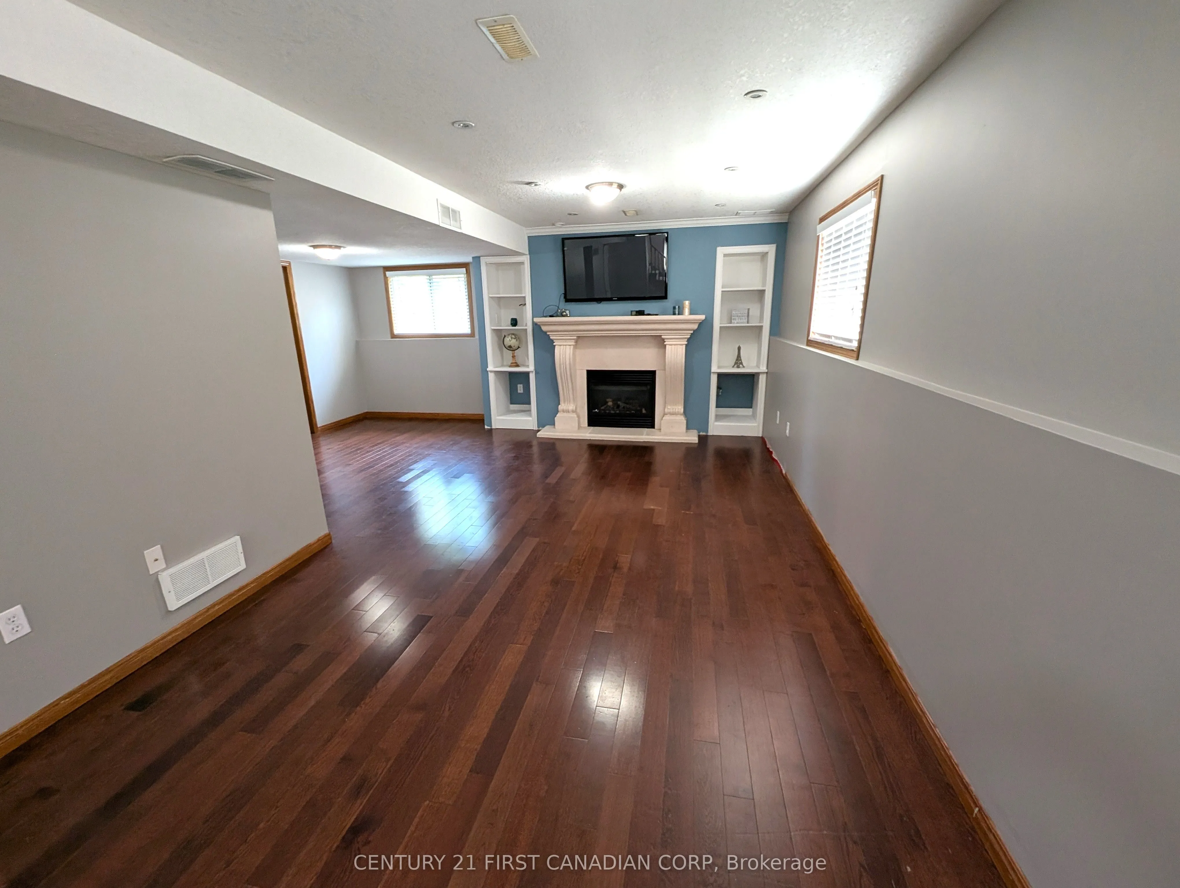 55 Queensway Drive