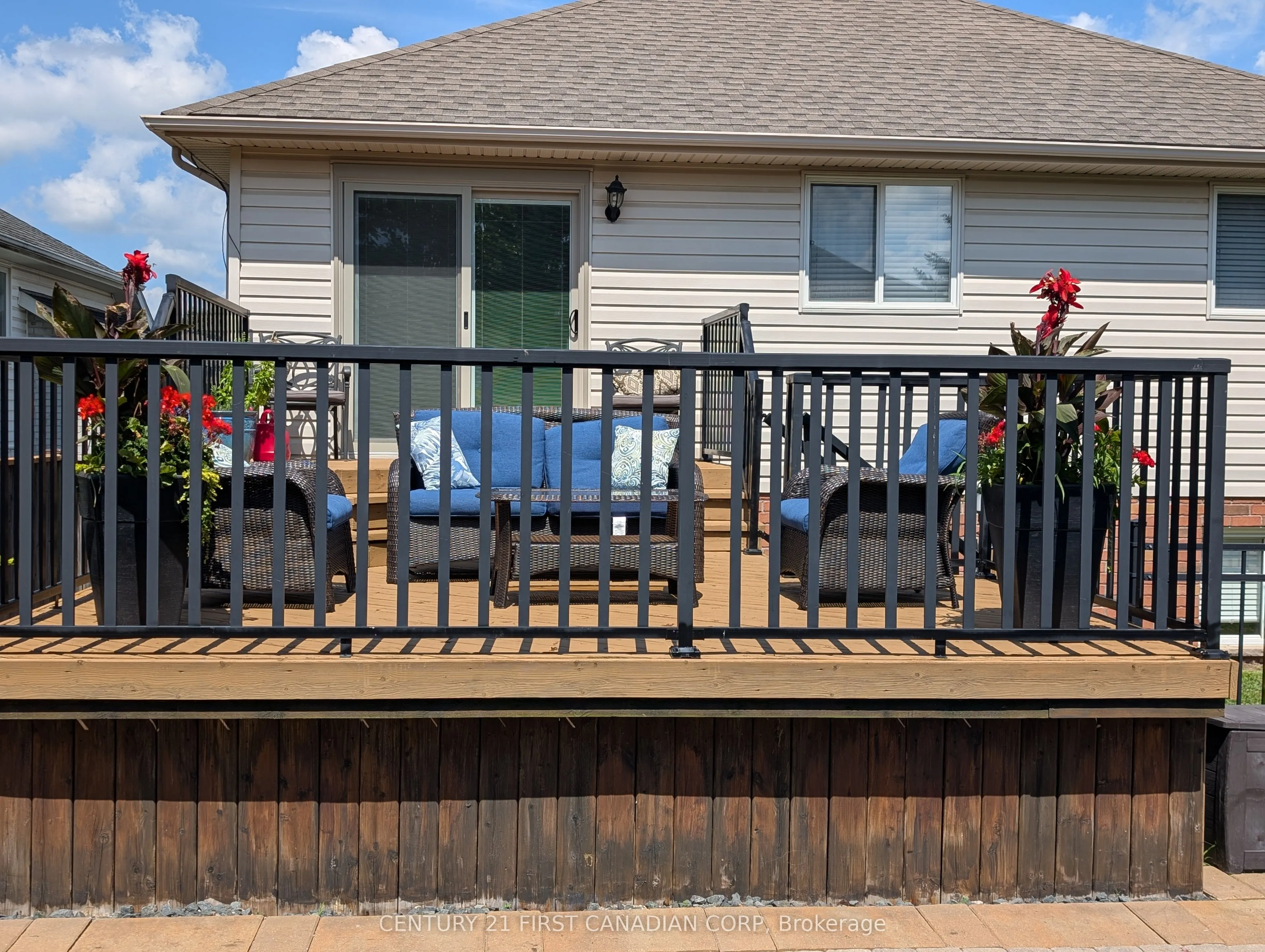 55 Queensway Drive