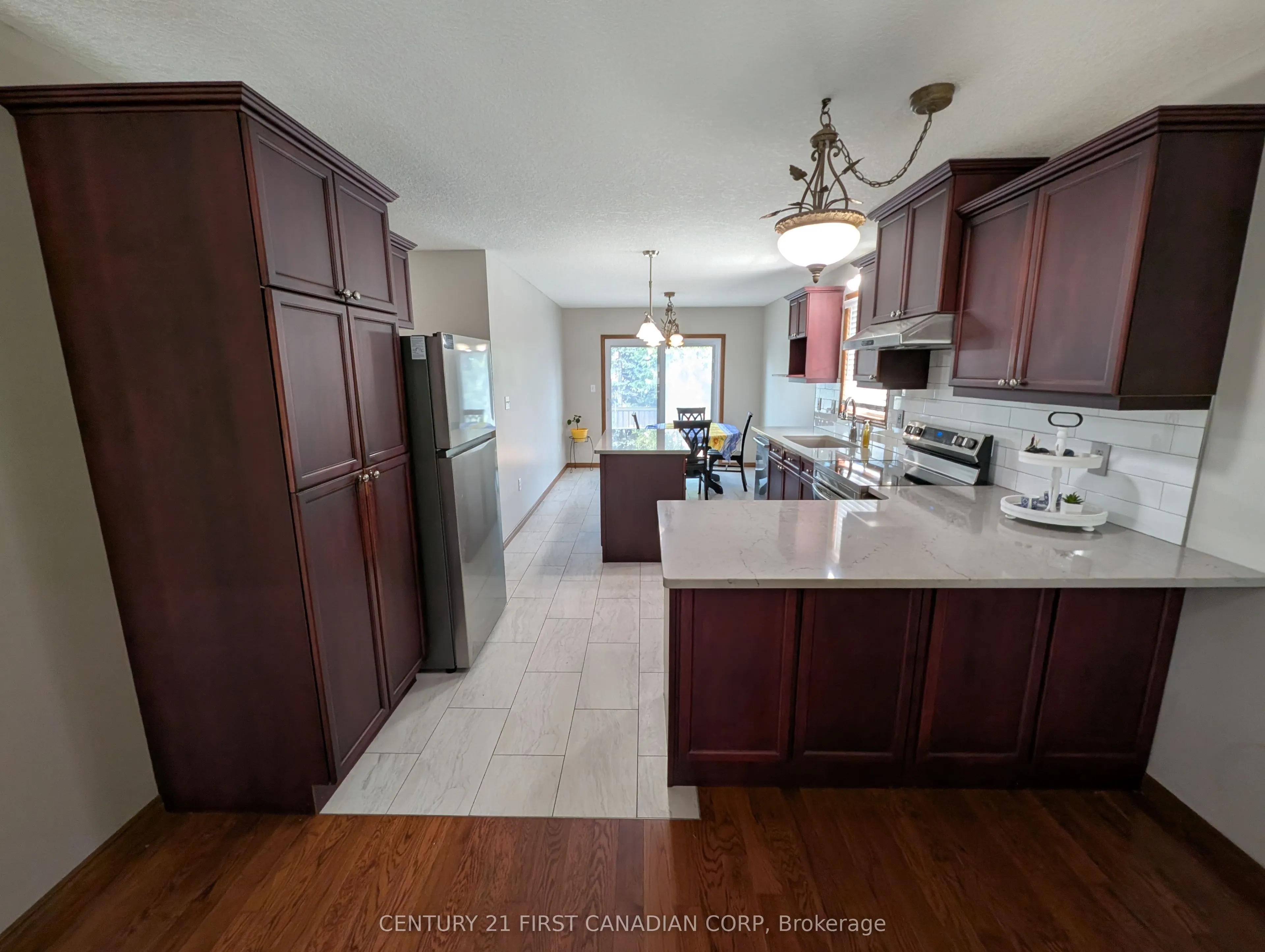 55 Queensway Drive