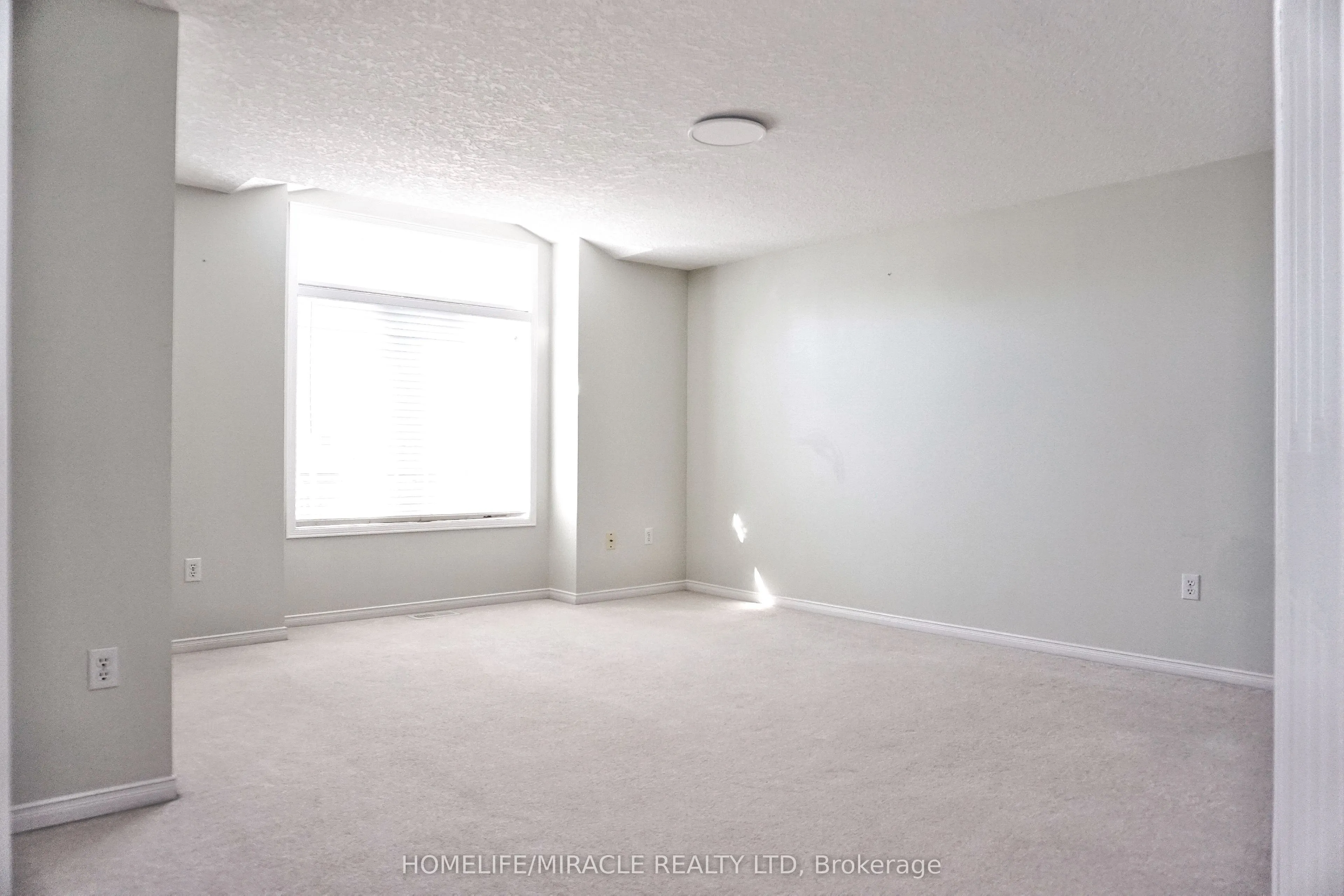 470 Annapolis Court