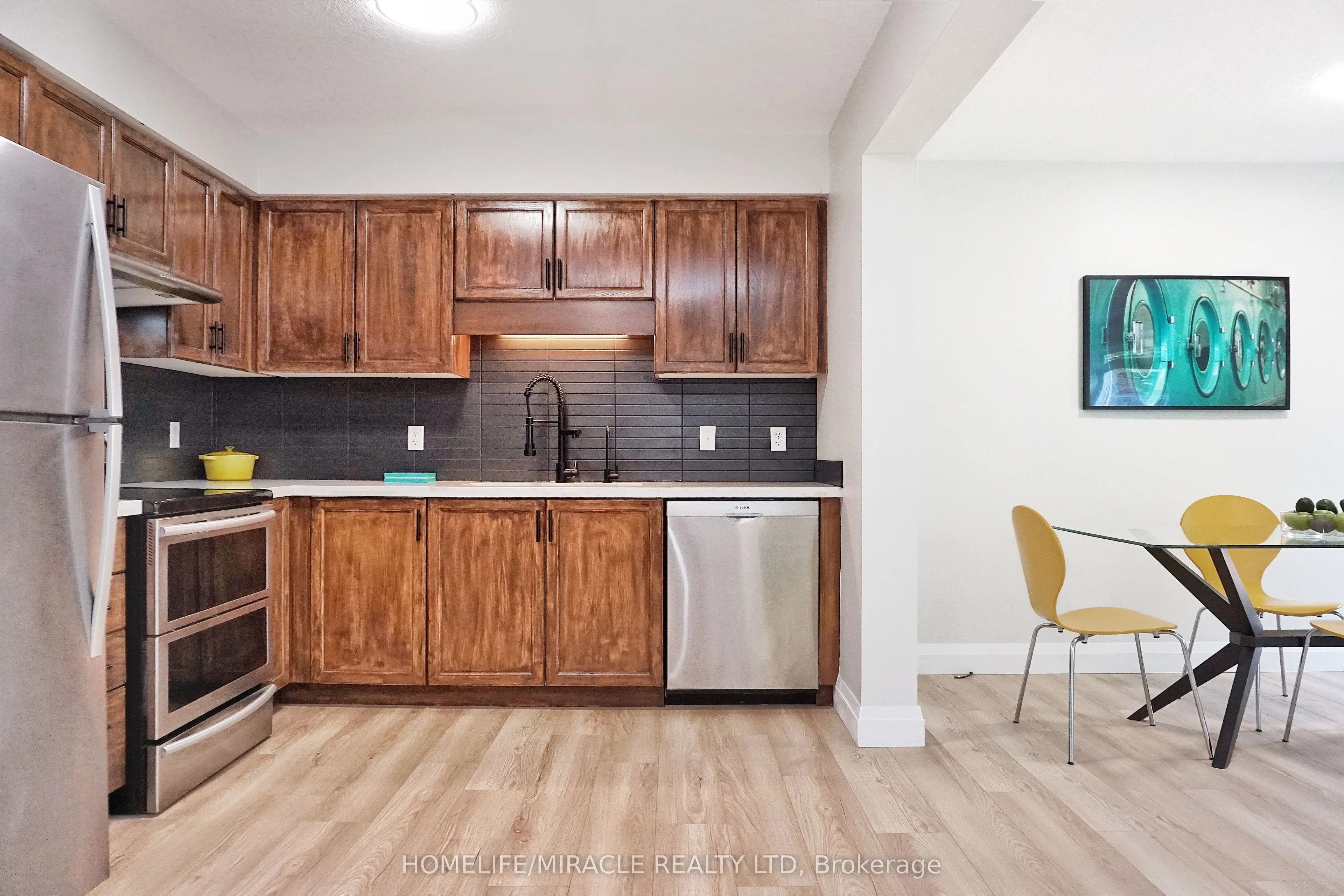 470 Annapolis Court