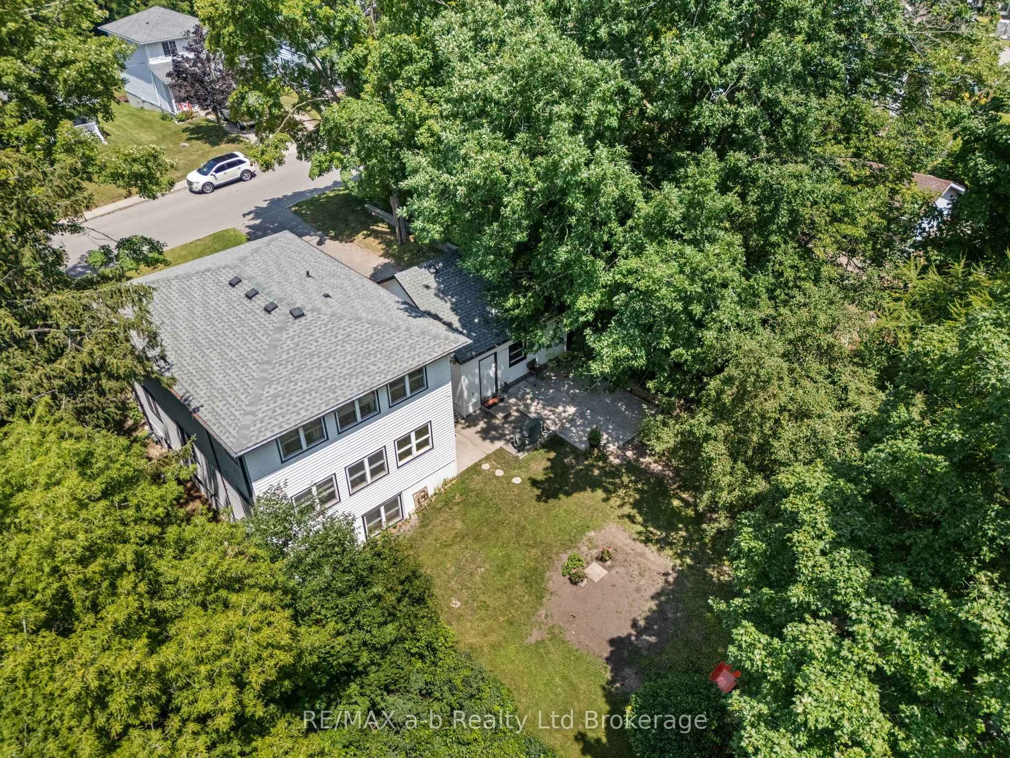 330 Spencer Street