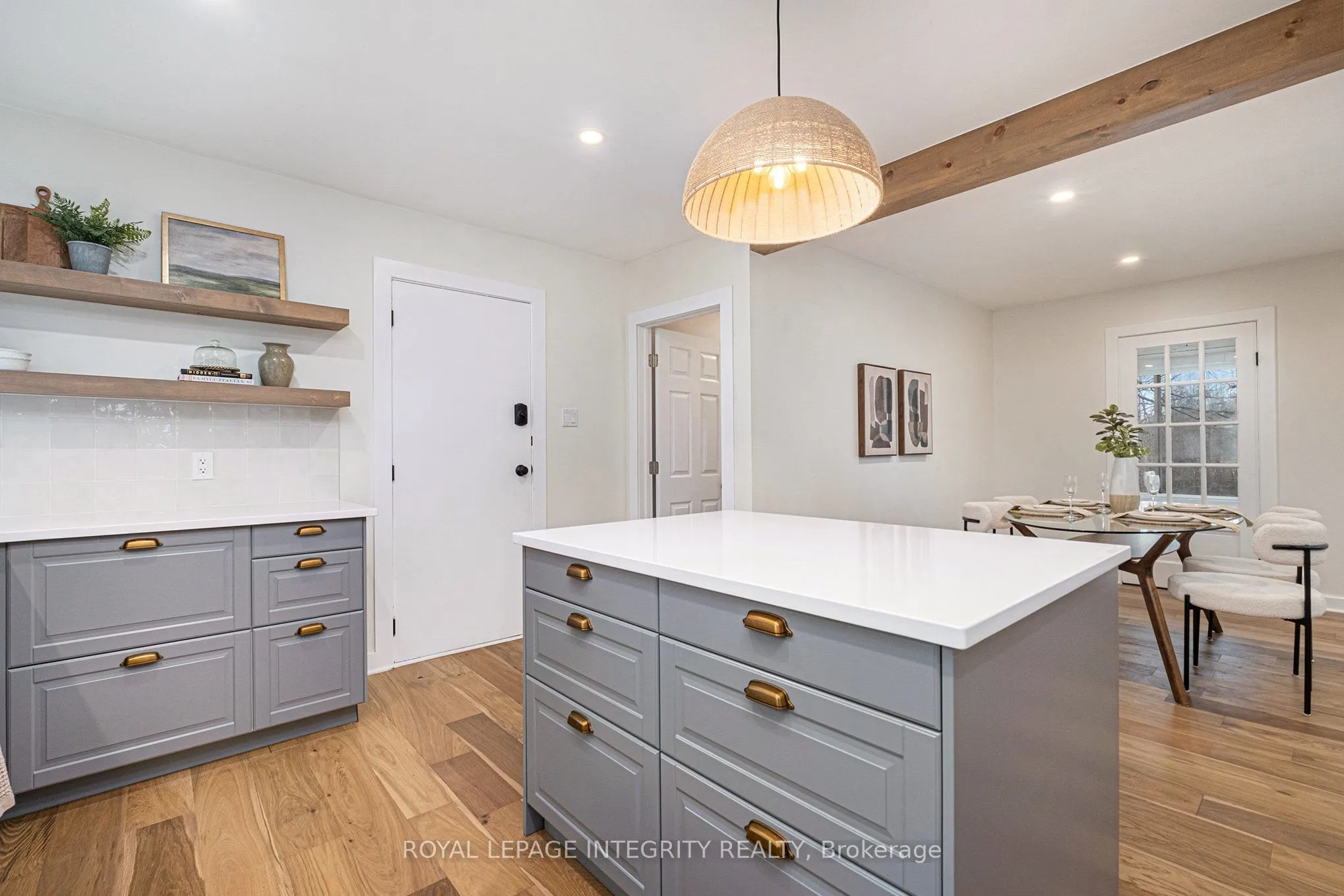 17 Lockview Road