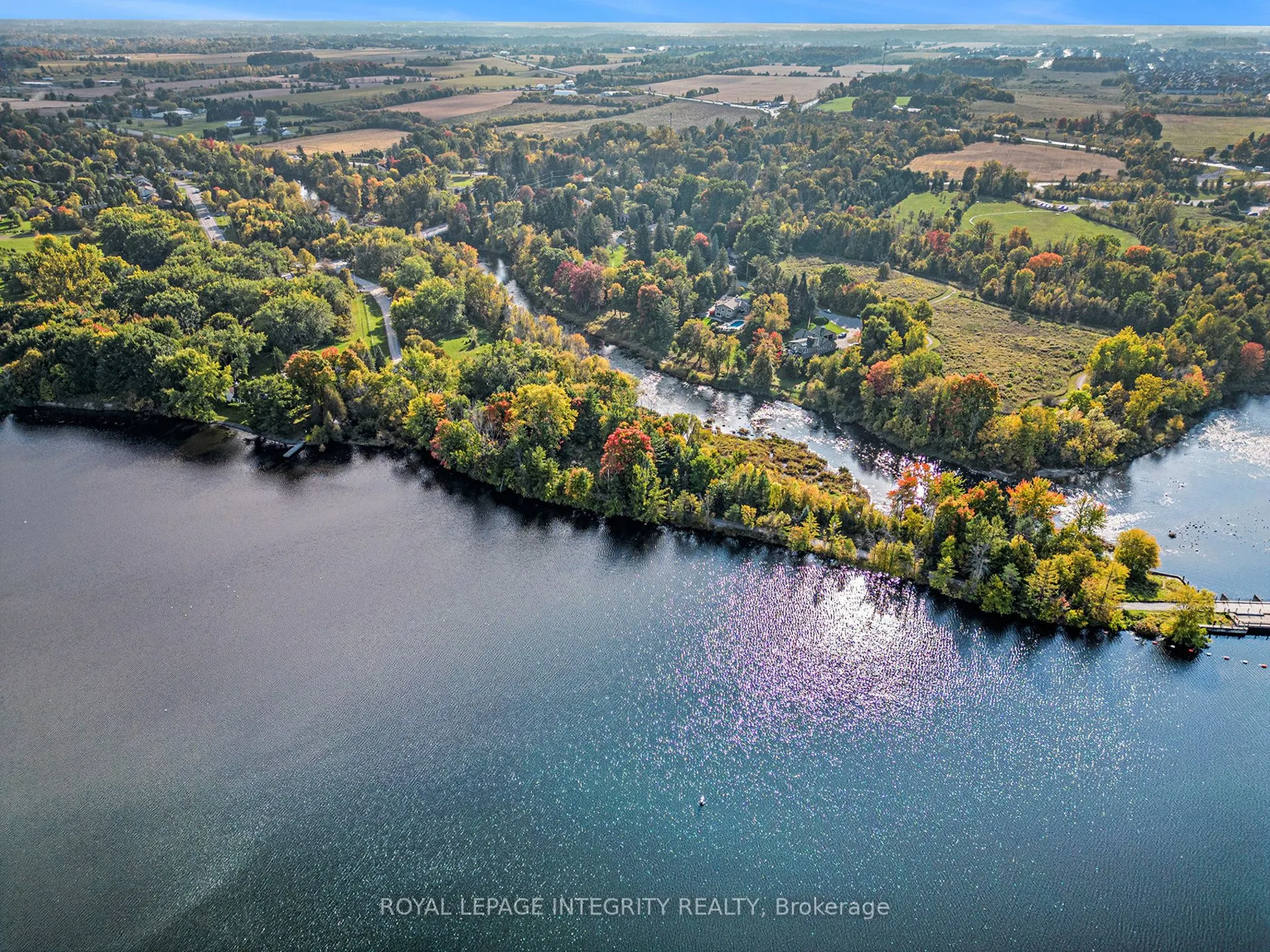 17 Lockview Road
