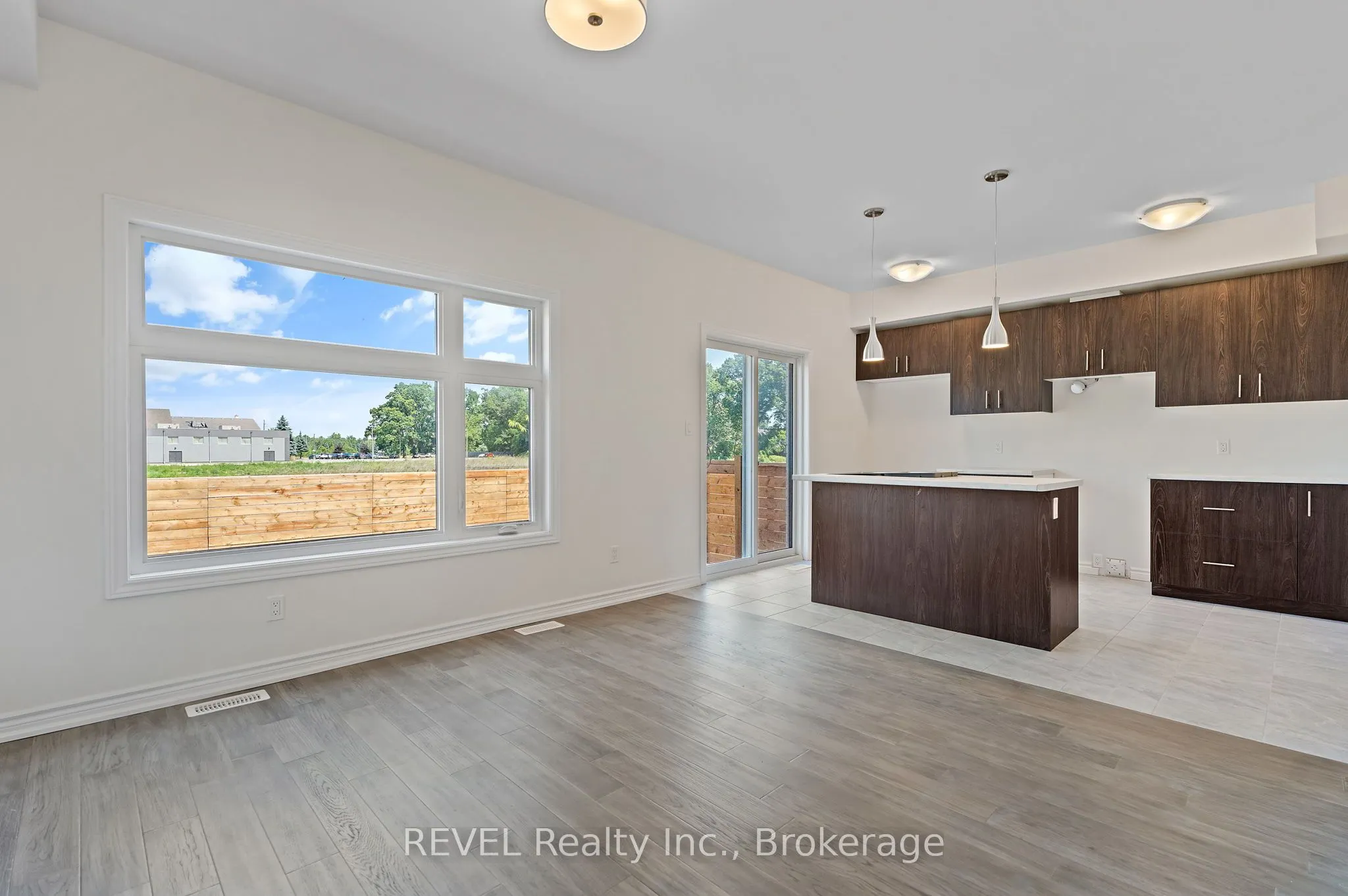 5672 Dorchester Road, #9