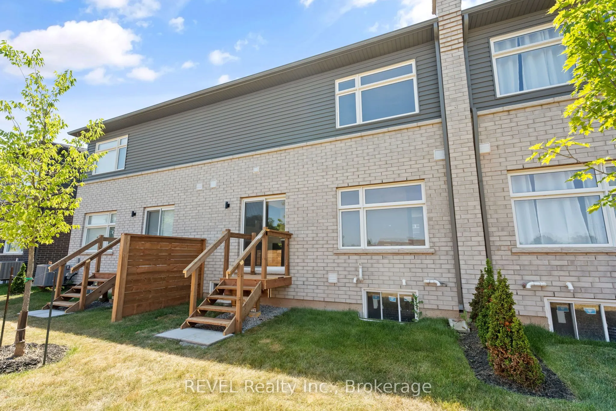 5672 Dorchester Road, #9