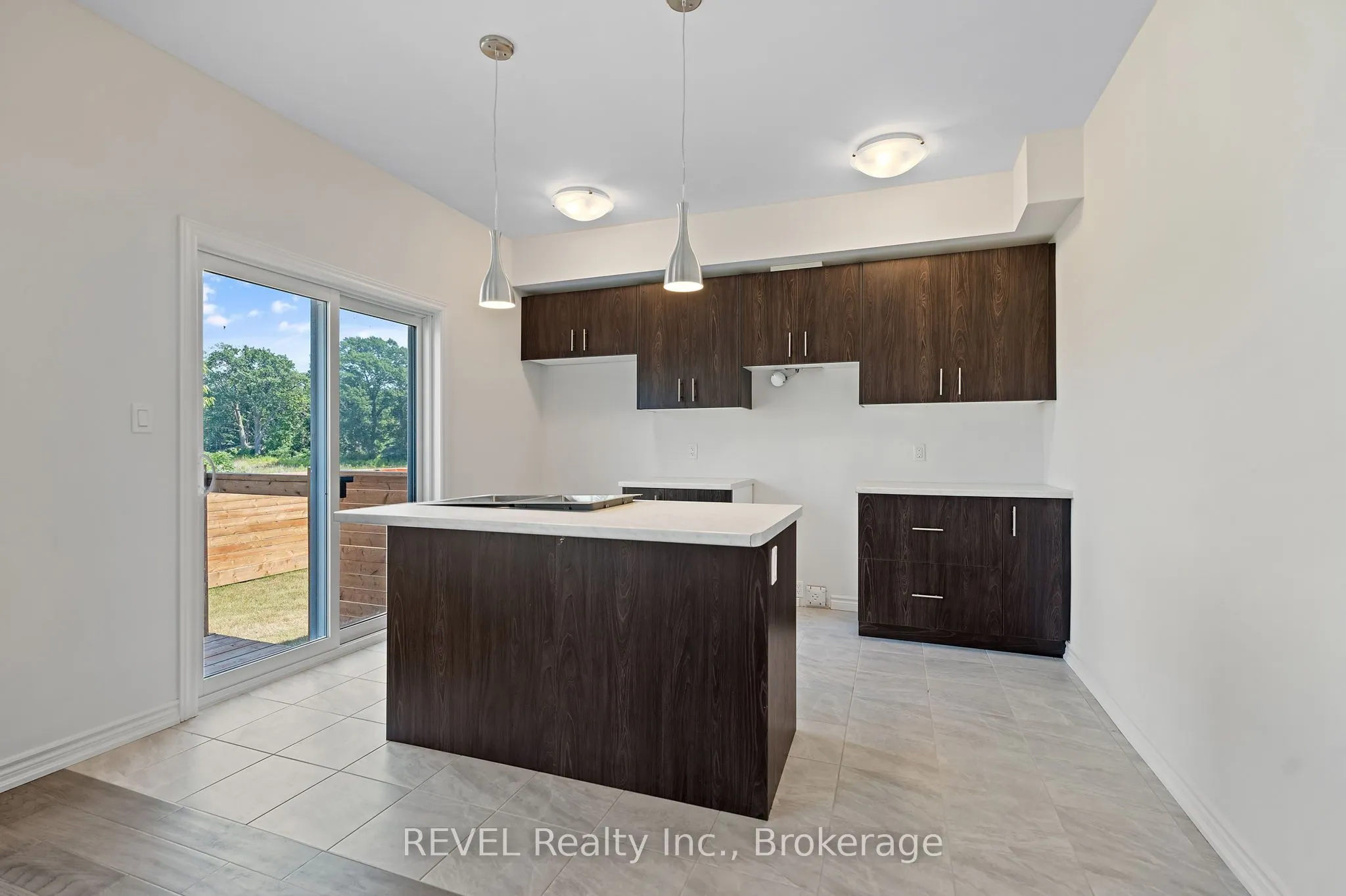 5672 Dorchester Road, #9