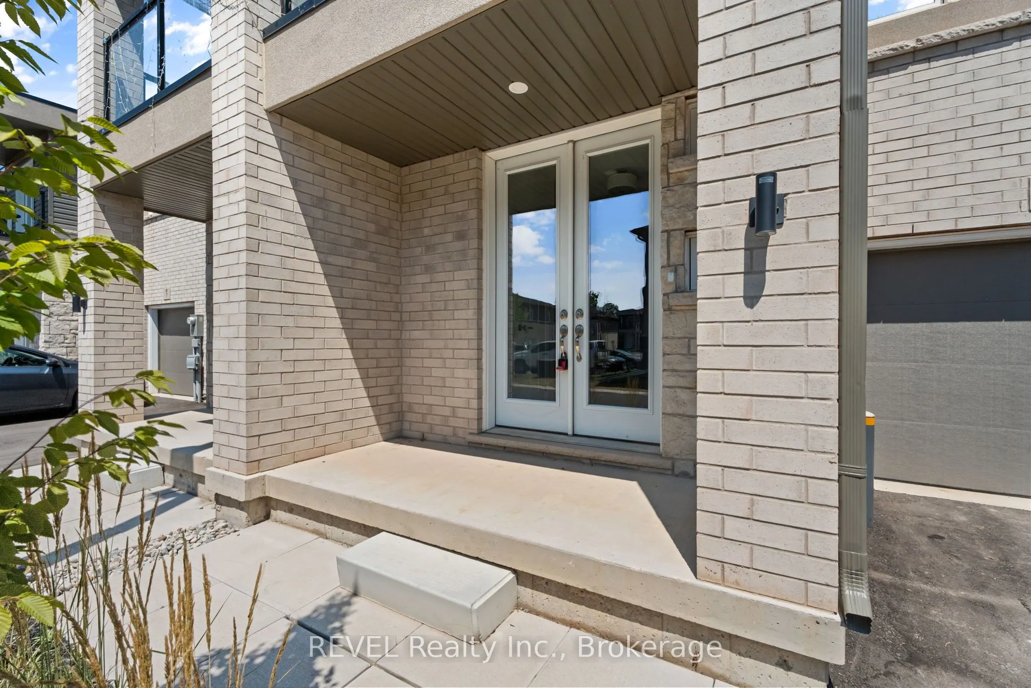 5672 Dorchester Road, #9