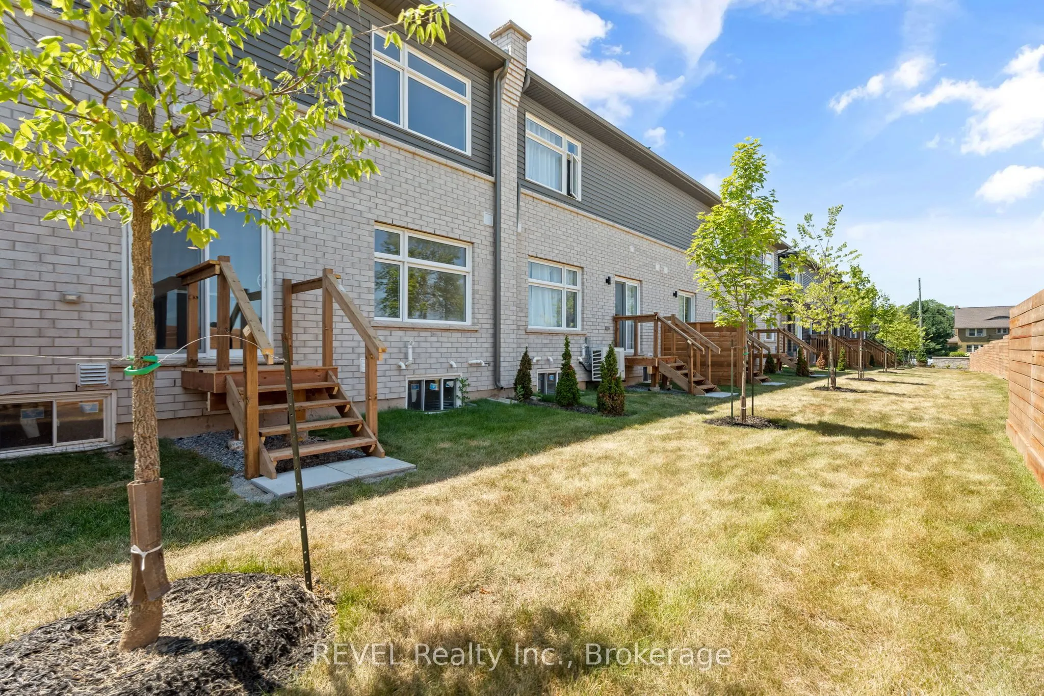 5672 Dorchester Road, #9