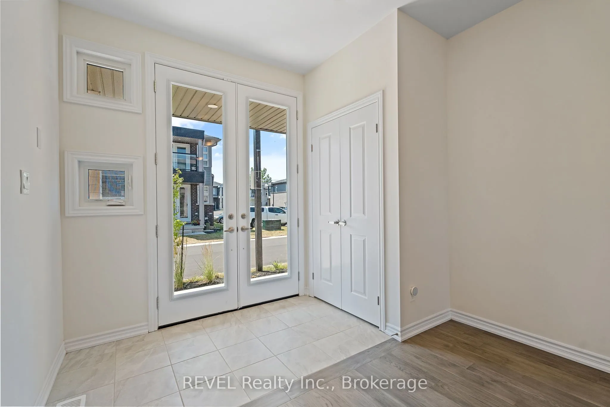 5672 Dorchester Road, #9