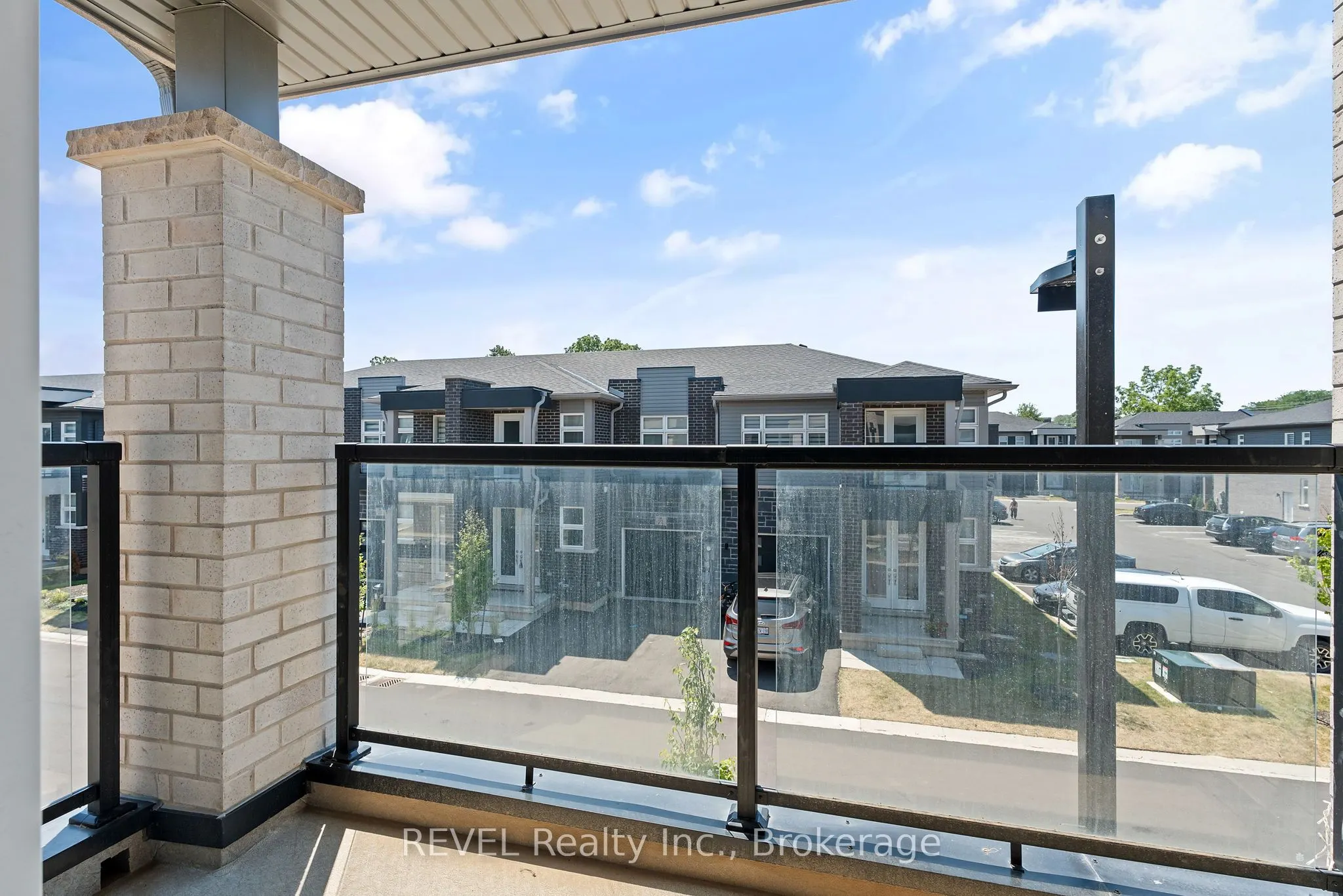 5672 Dorchester Road, #9
