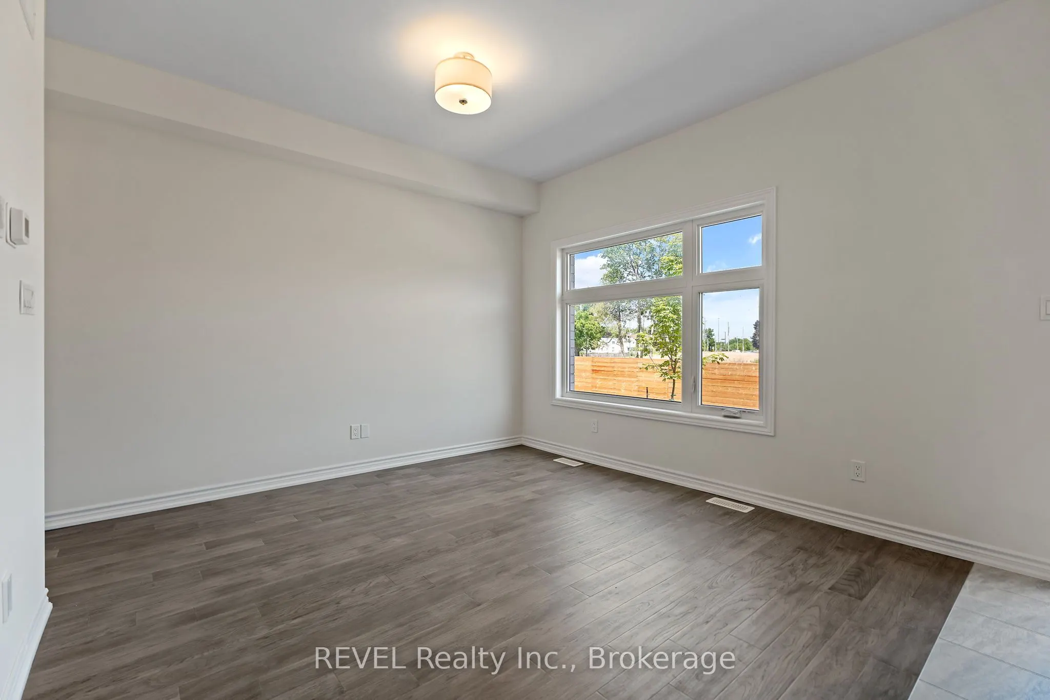 5672 Dorchester Road, #9
