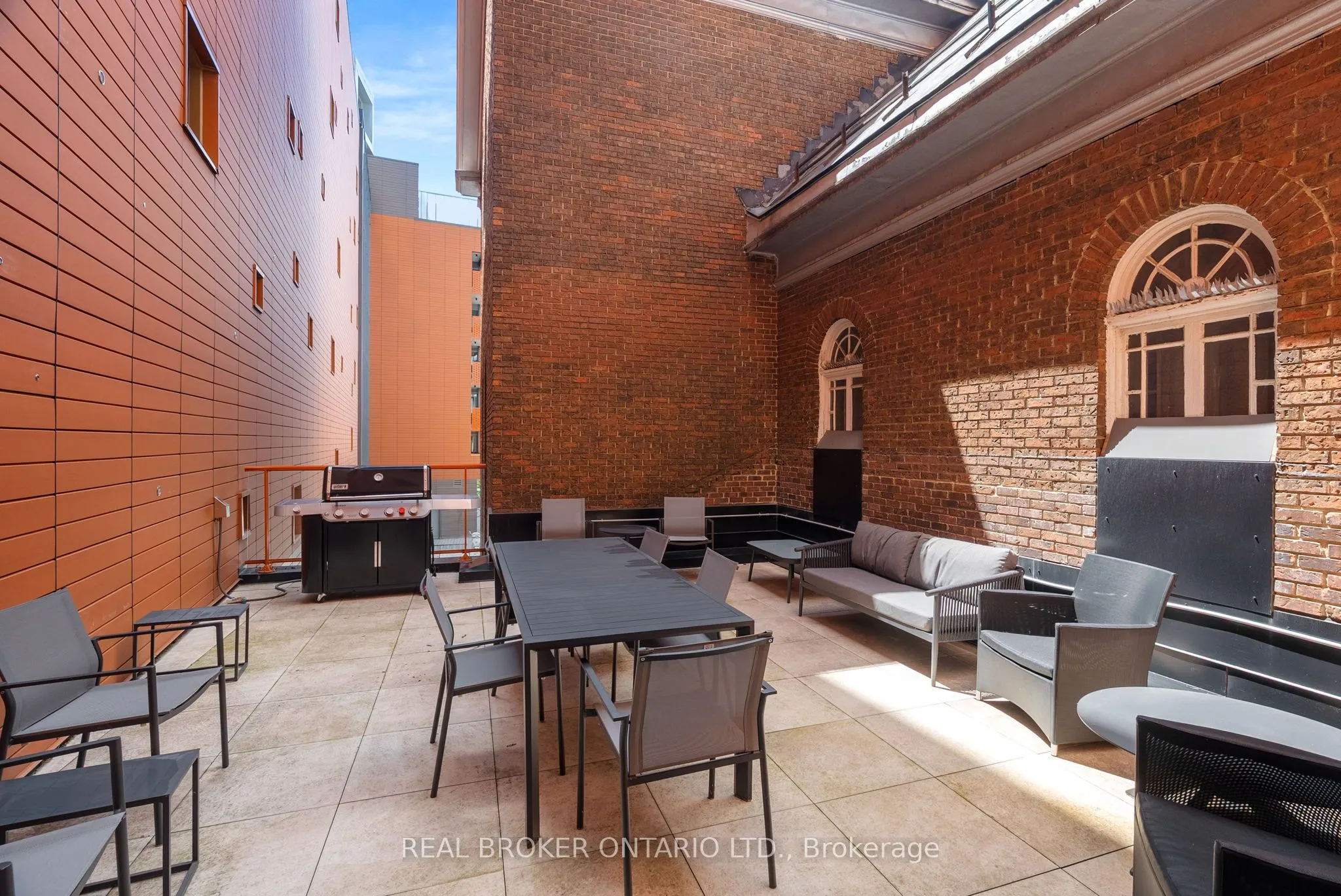 135 Barrette Street, #307