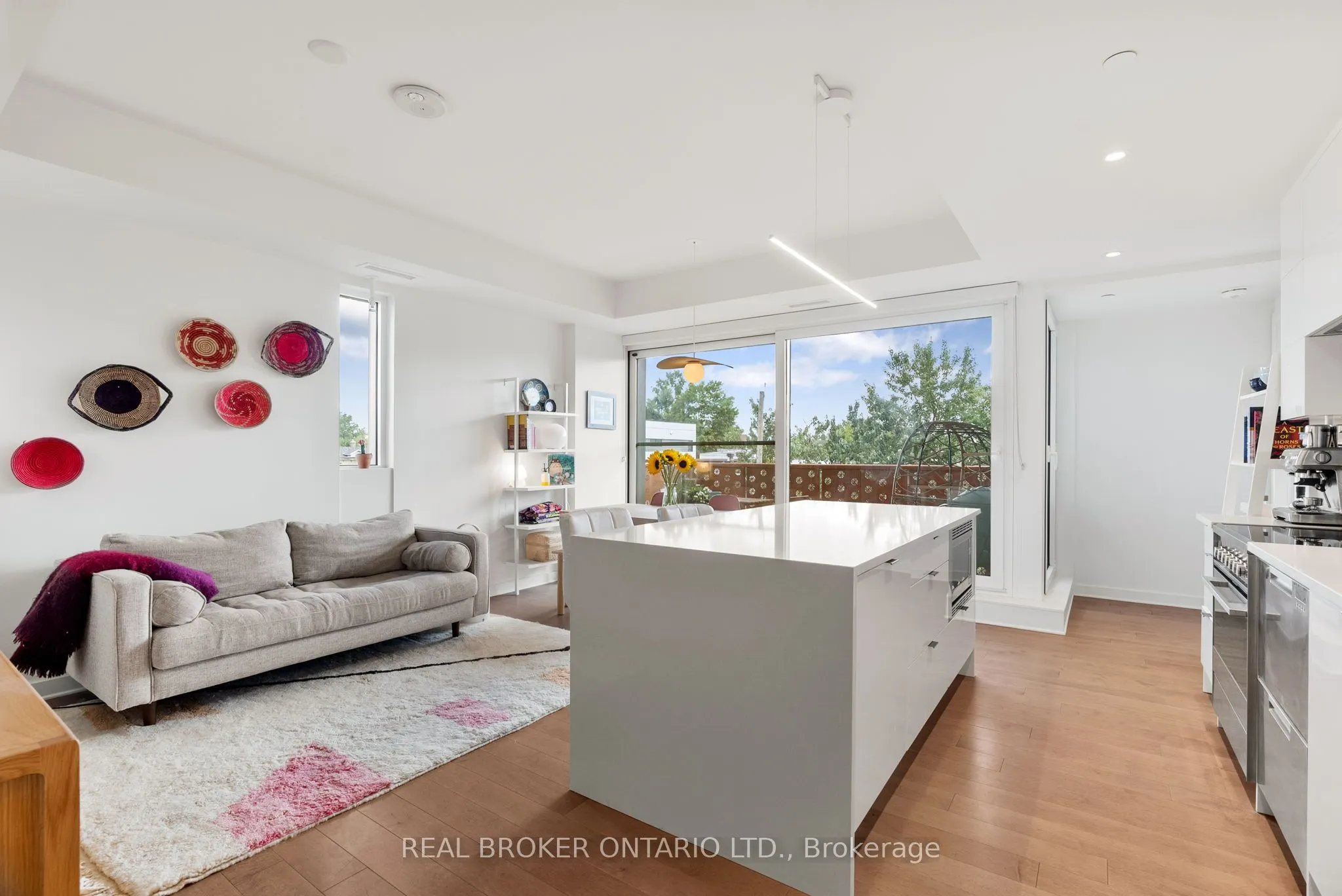 135 Barrette Street, #307