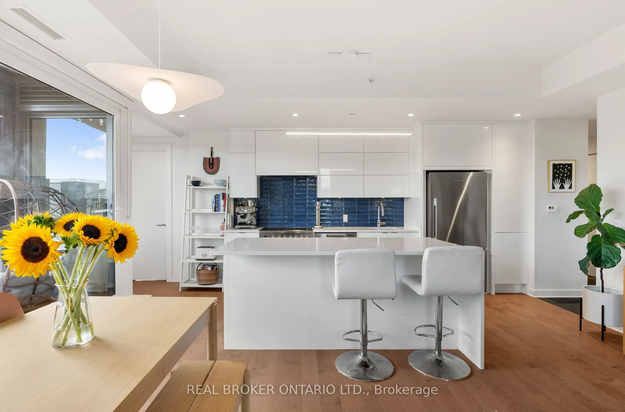 135 Barrette Street, #307