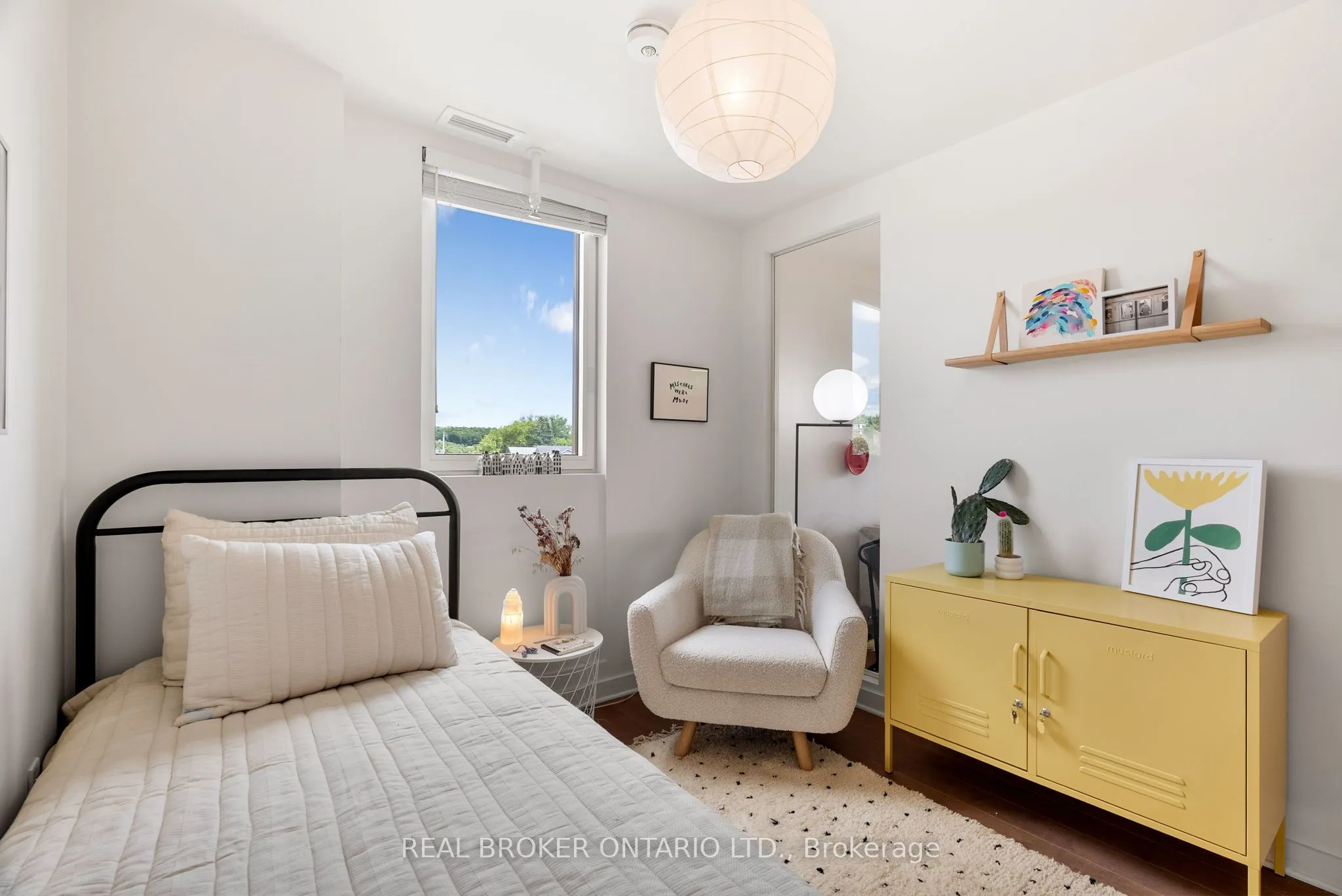 135 Barrette Street, #307